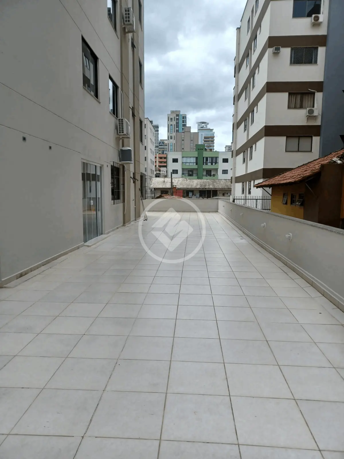 Apartamento 3 quartos no Meia Praia, Itapema — foto 3 de 6
