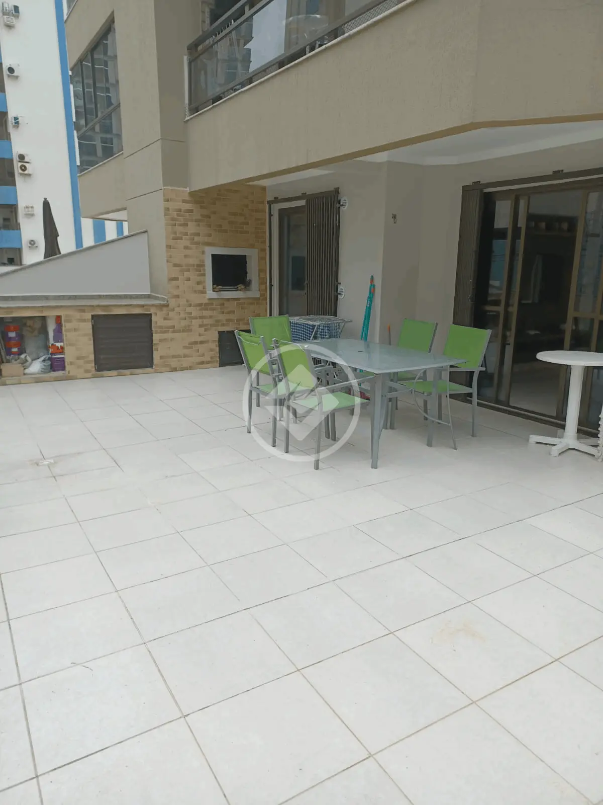 Apartamento 3 quartos no Meia Praia, Itapema — foto 4 de 6
