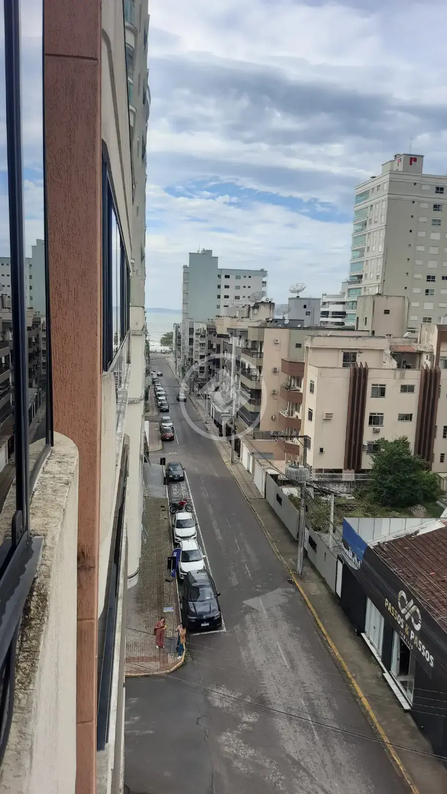 Apto mobiliado no centro de Itapema
