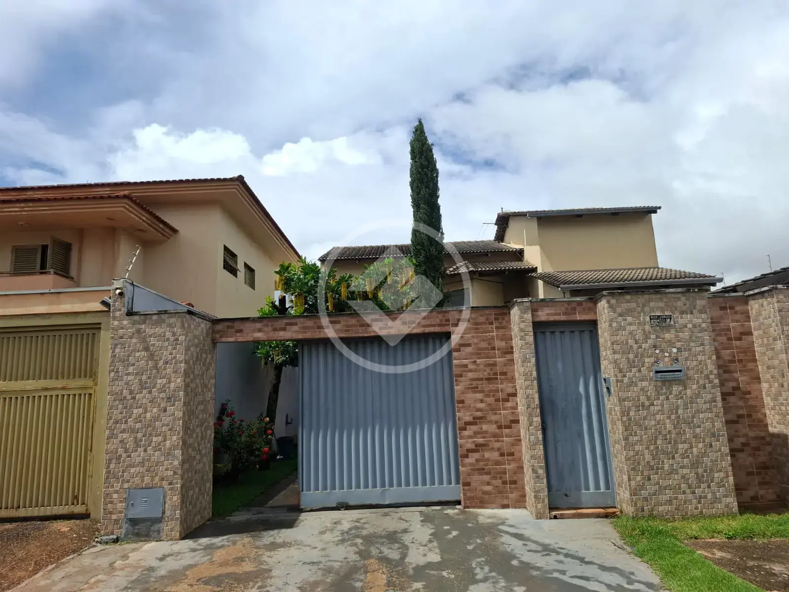 Sobrado Santa Genoveva, Goiânia - GO — foto 2