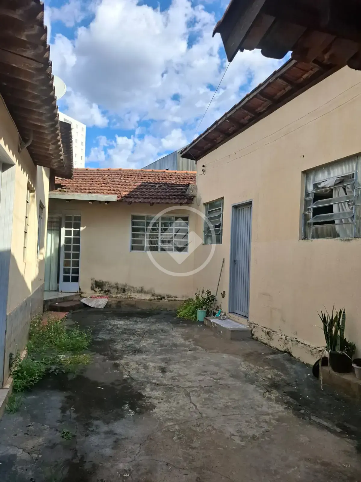 Casa Setor Aeroporto, Goiânia - GO — foto 1
