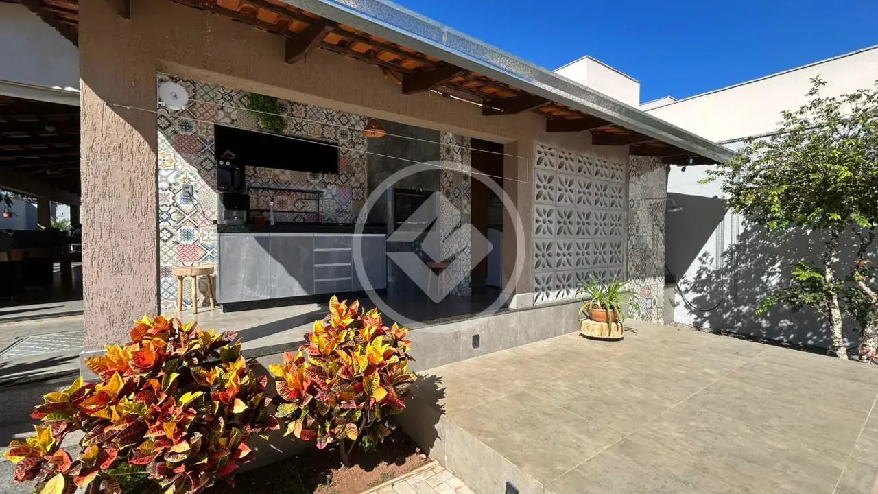 Casa Vila Oliveira, Aparecida de Goiânia - GO — foto 1