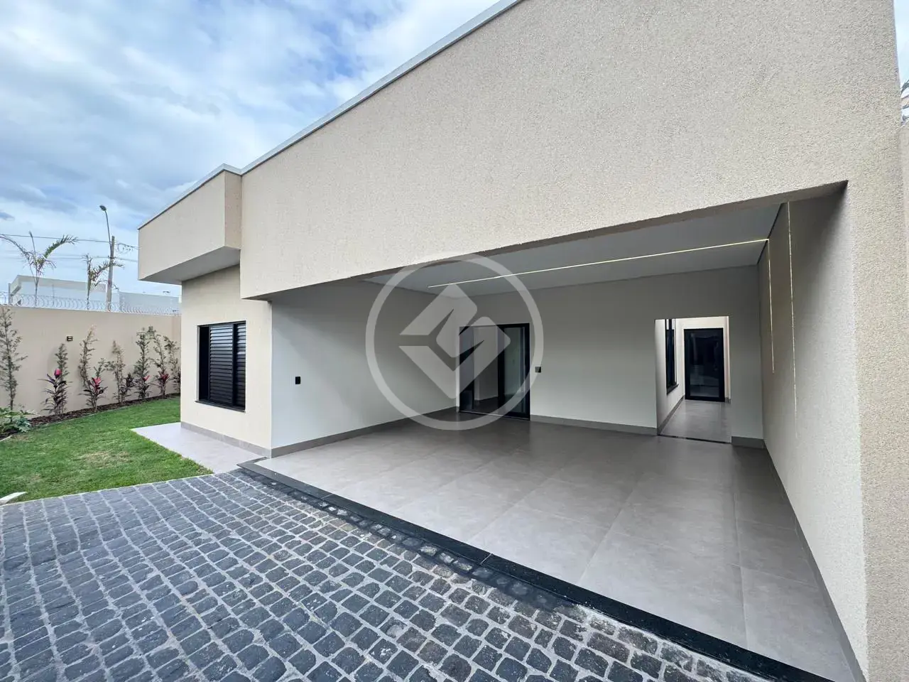 Casa Residencial Flamboyant, Jataí - GO — foto 1
