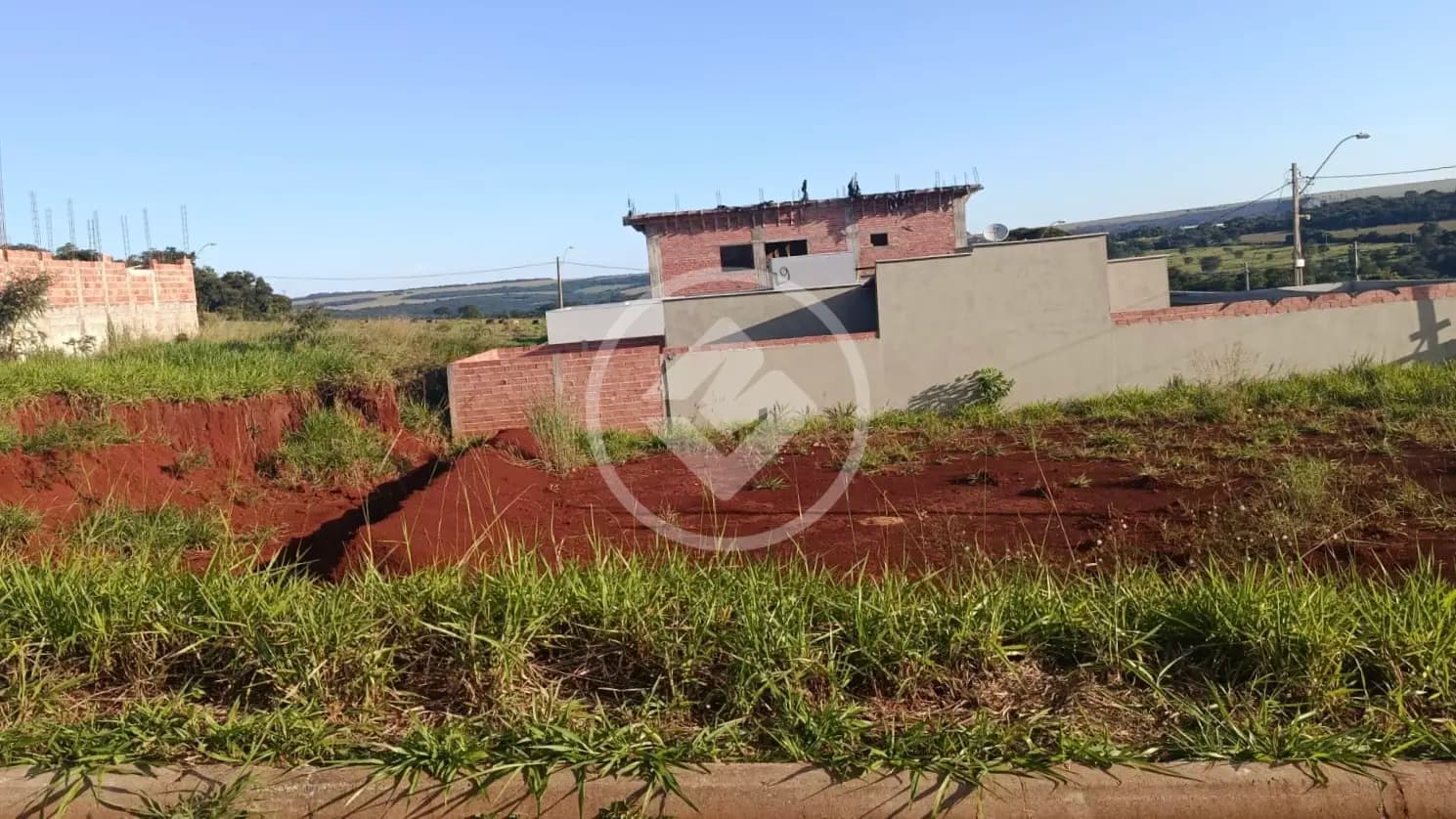 Encante-se com a oportunidade de construir sua casa dos sonhos em Jataí!