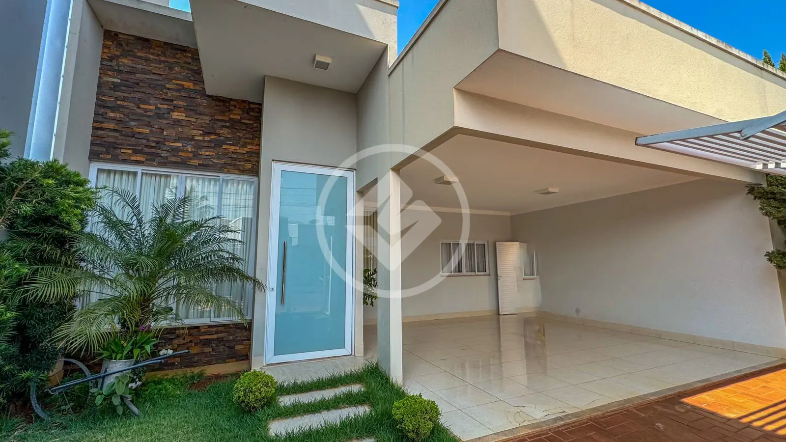🏡 Magnífica casa à venda no Residencial das Brisas em Jataí! 🚩