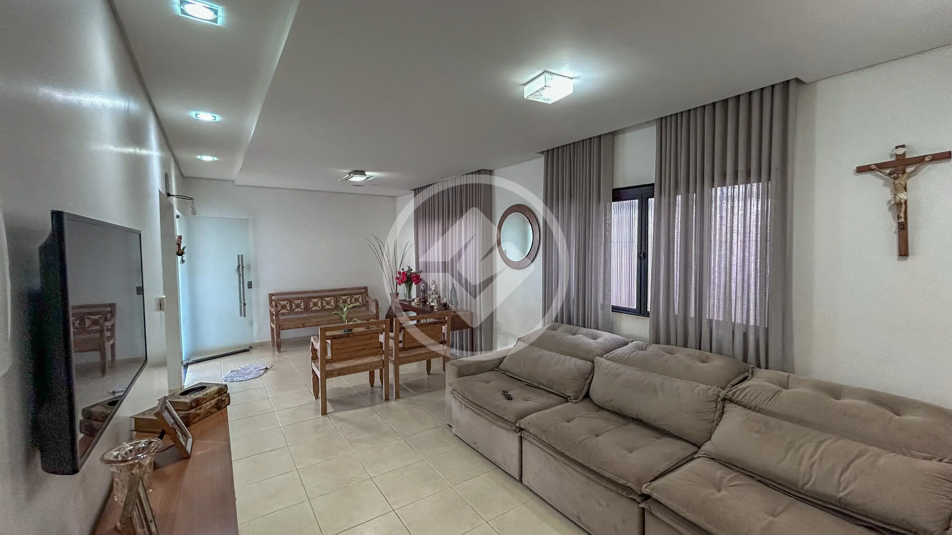 Casa Centro, Jataí - GO — foto 2