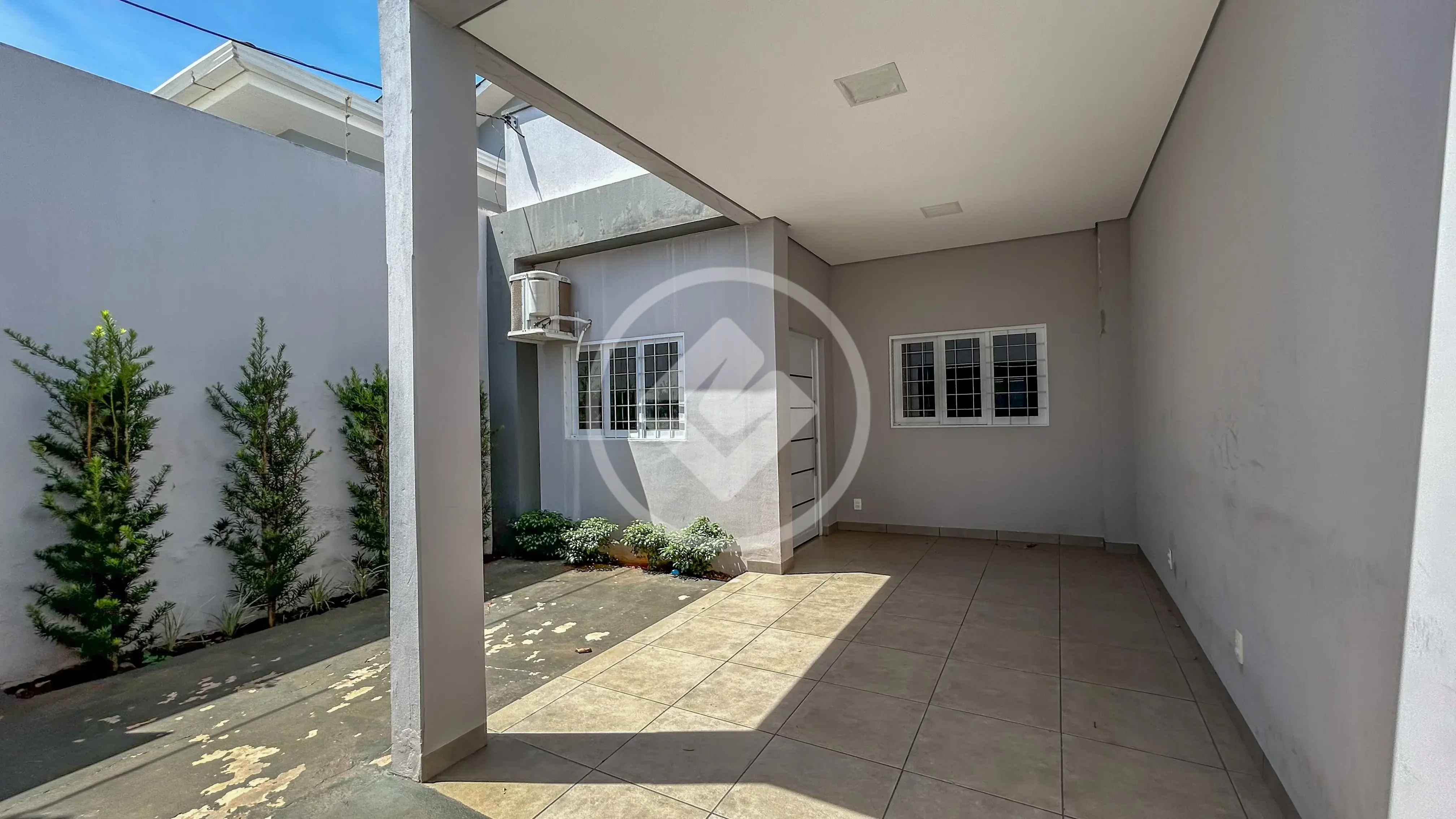 🏡 Casa Completa com Suíte, 4 Ar-Condicionados e Segurança e Conforto