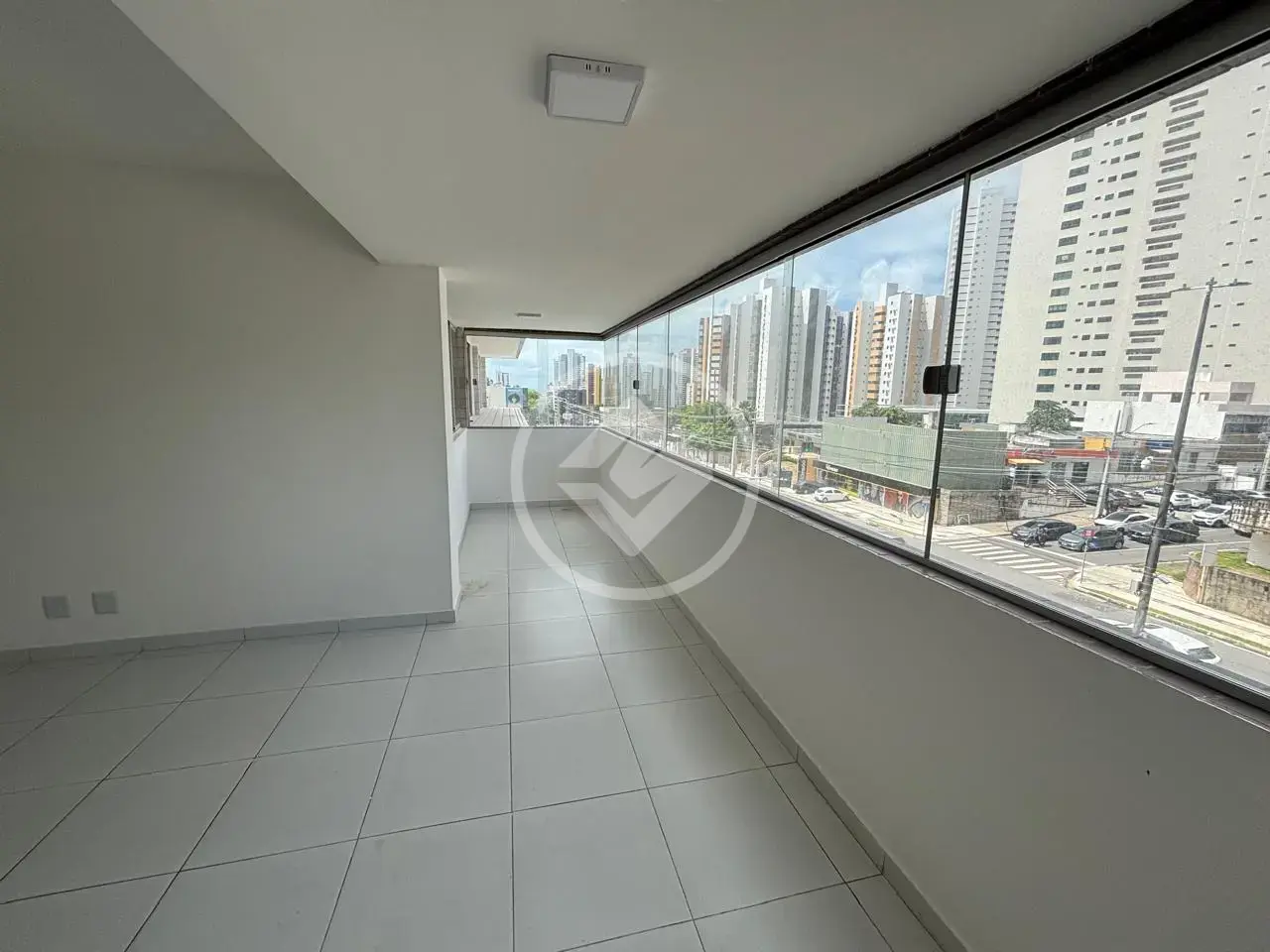 na avenida rui carneiro com vista mar
