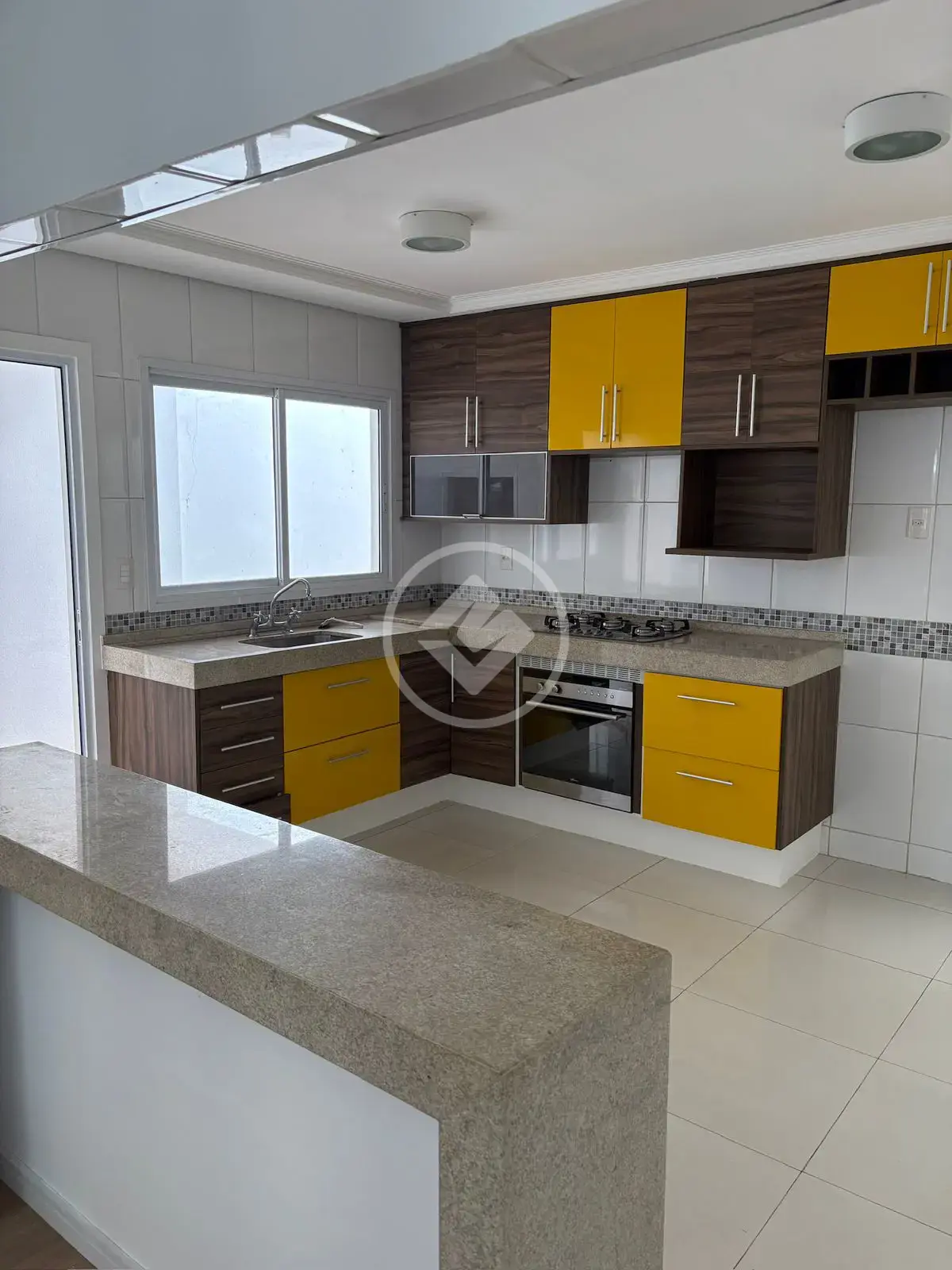 CASA À VENDA NO BAIRRO VILA HORTOLÂNDIA EM JUNDIAÍ/SP
