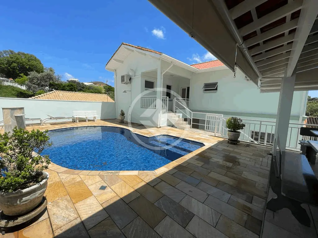 Casa 4 quartos, 4 suítes, Vagas para 4 Carros