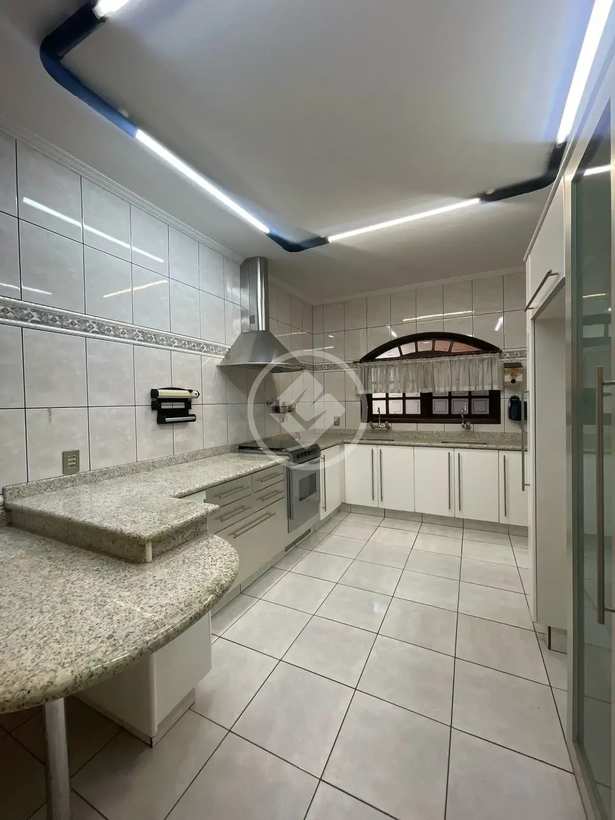 Casa Condomínio Jardim Santa Teresa, Jundiaí - SP — foto 1
