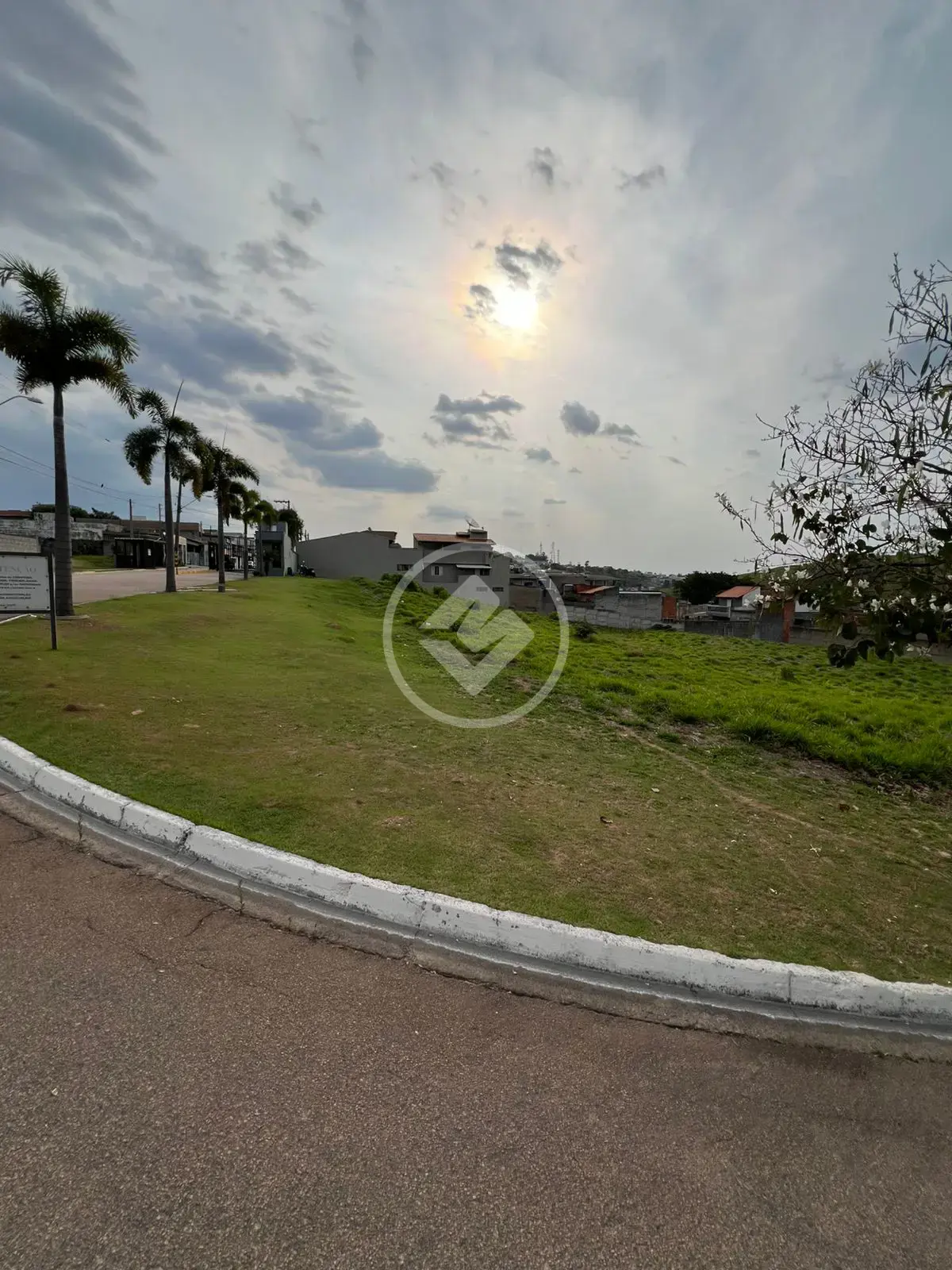 Terreno Condomínio Jardim Tarumã, Jundiaí - SP — foto 1