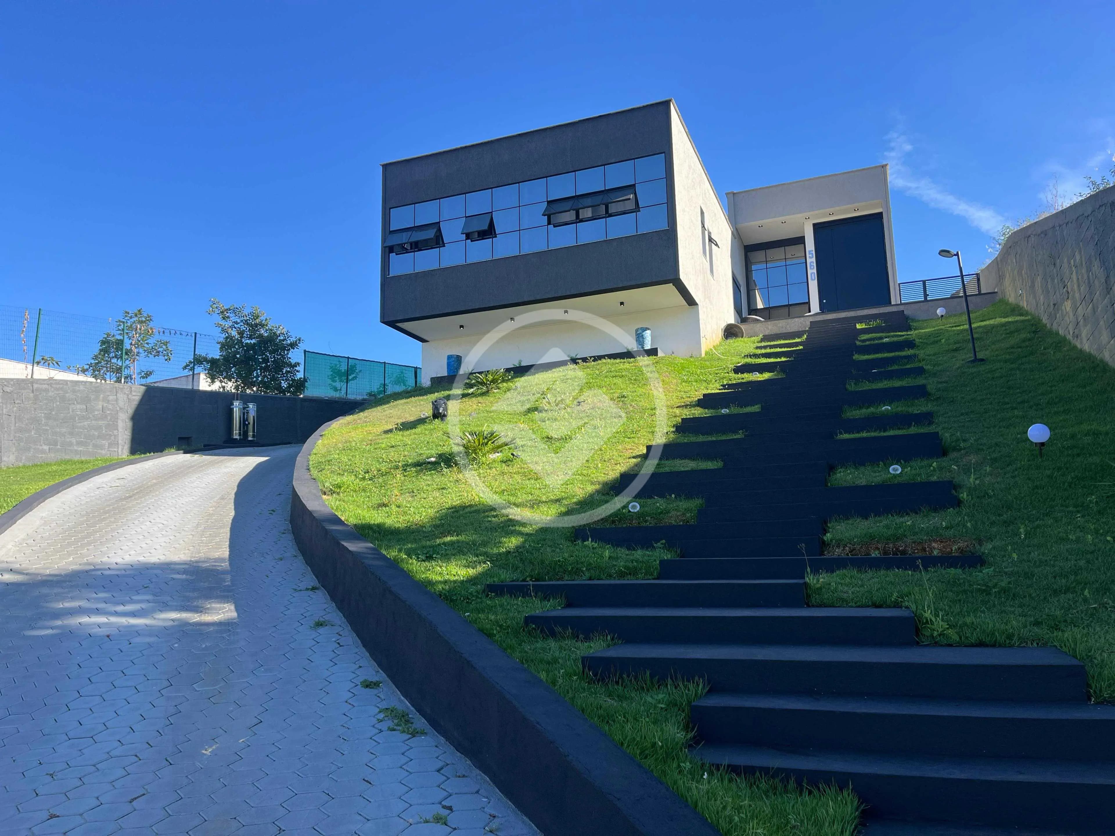Casa a venda 4 quartos no condomínio Gran Royalle em Lagoa Santa MG My Broker