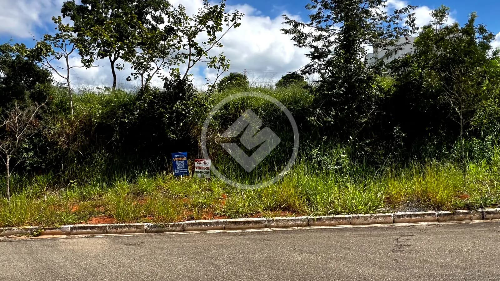 Lote Condomínio Vitória Tennis Residence - Área 360m²