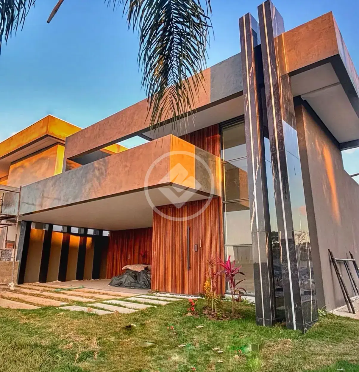 CASA LINEAR CONDOMINIO VESPASIANO