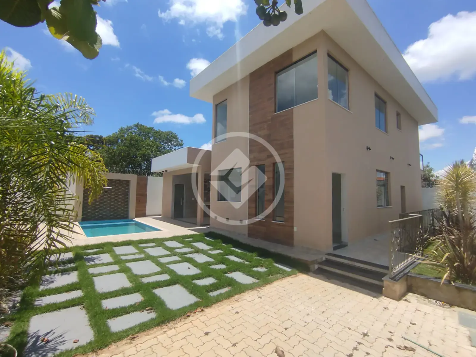 Casa a venda 4 quartos com piscina -Vespasiano Lagoa Santa MG - MY BROKER