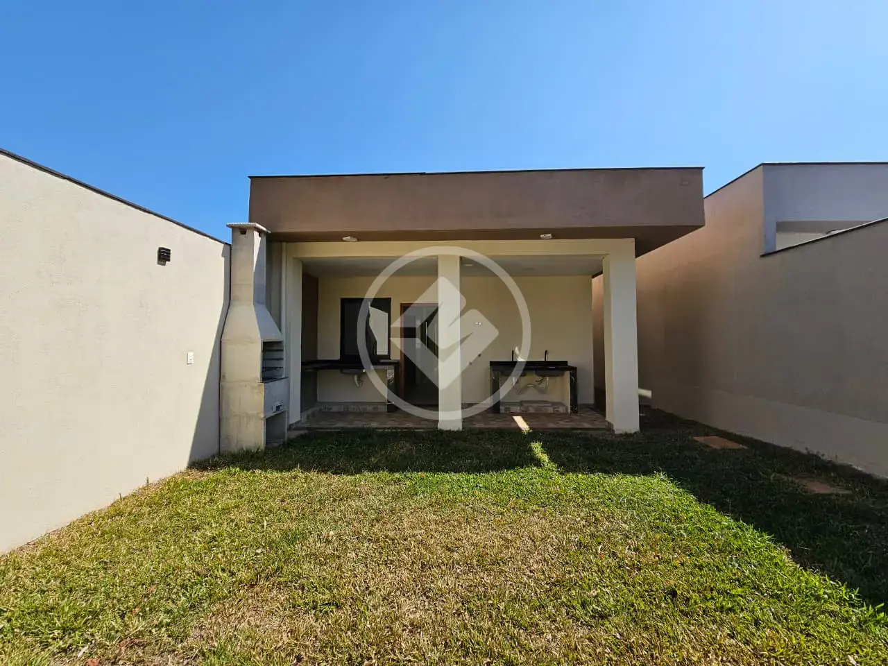 Casa Moderna no Bairro Jardim Ipe