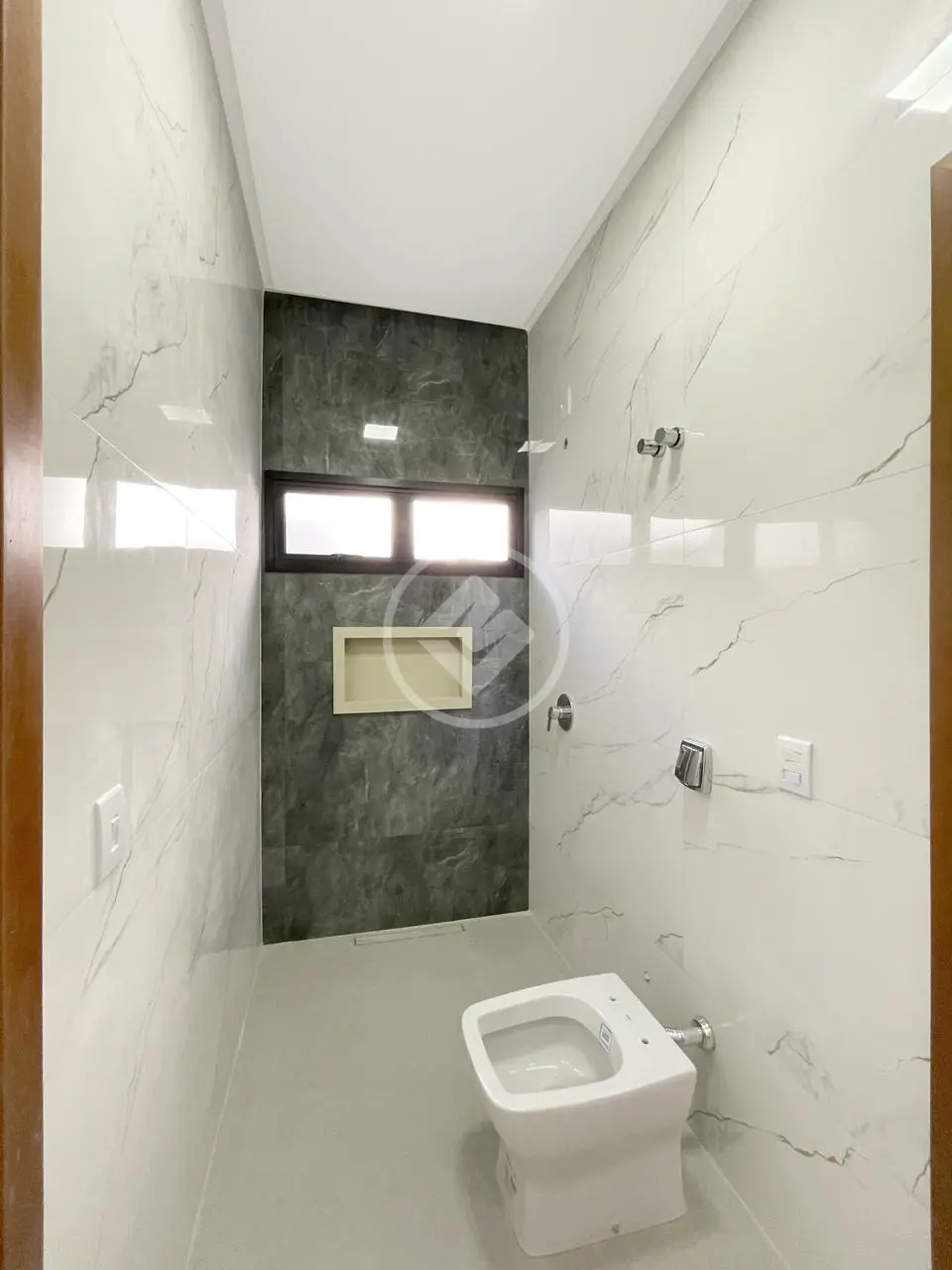 Casa Condomínio 4 quartos no Terras Alpha Residencial 1, Senador Canedo — foto 4 de 6