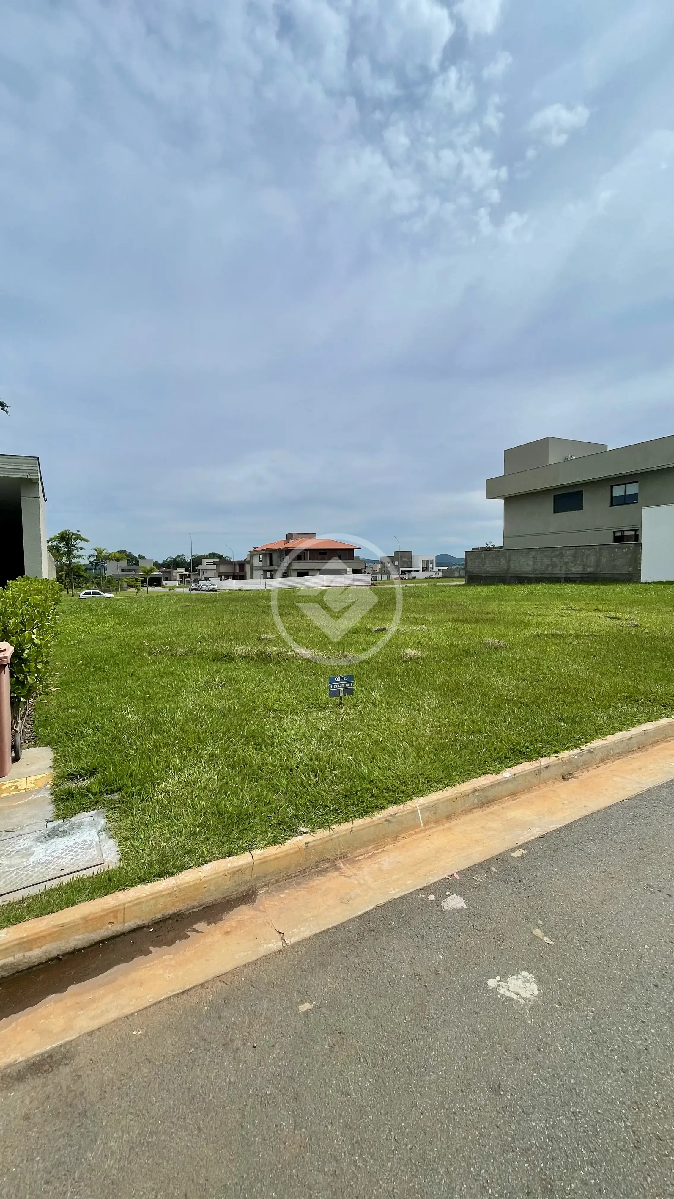 Terreno Condomínio Jardins França, Goiânia - GO — foto 1