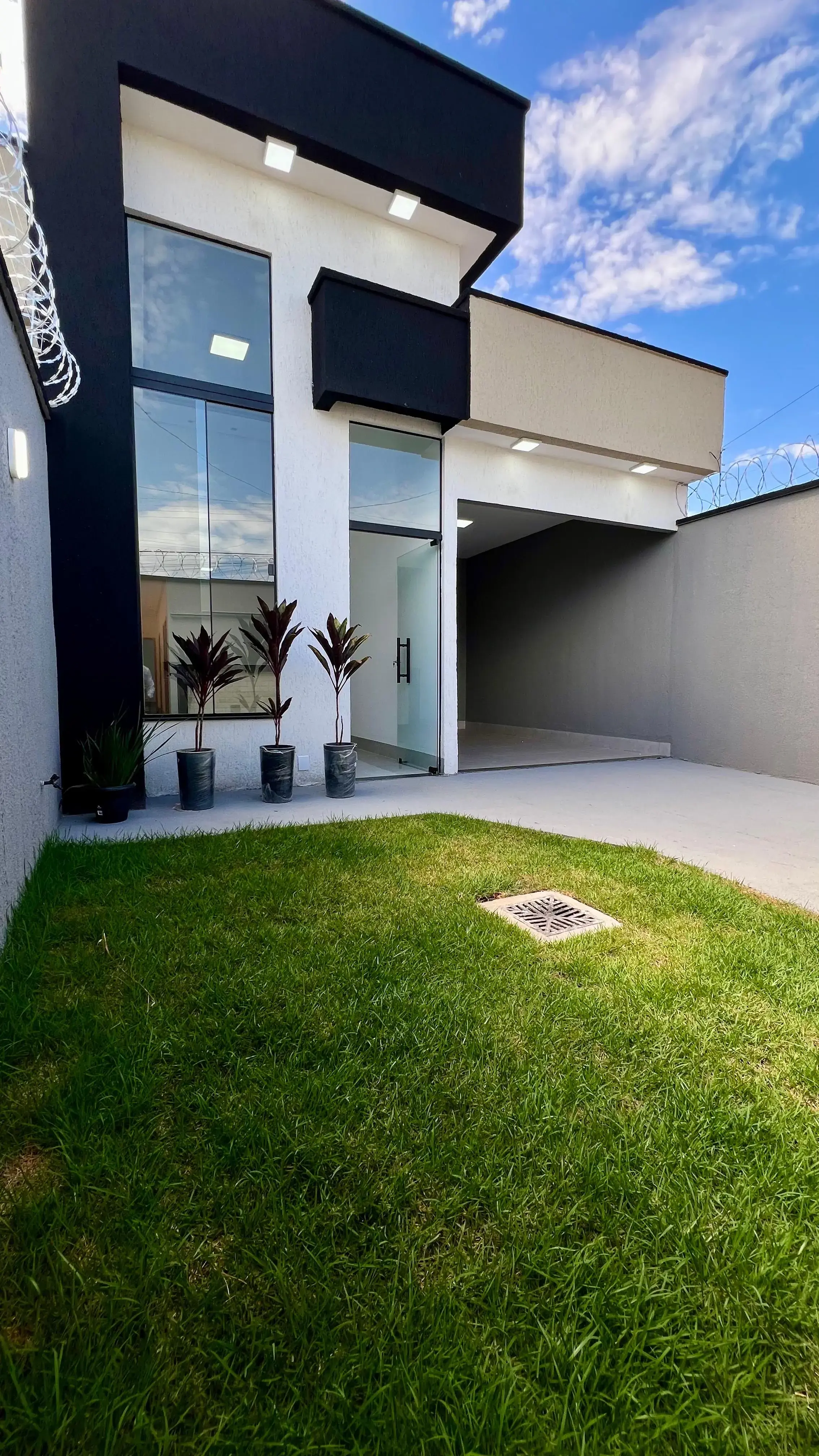 🏡LINDA CASA DISPONÍVEL 📍REGIÃO NOROESTE