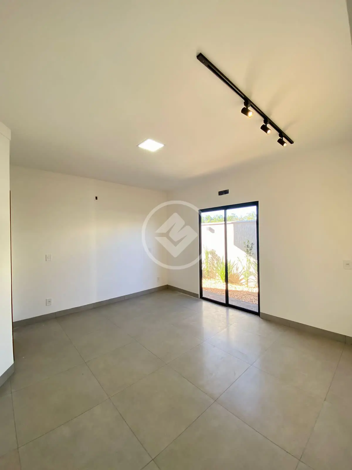 Casa 3 quartos no Jardim Cristal, Aparecida de Goiânia — foto 3 de 6