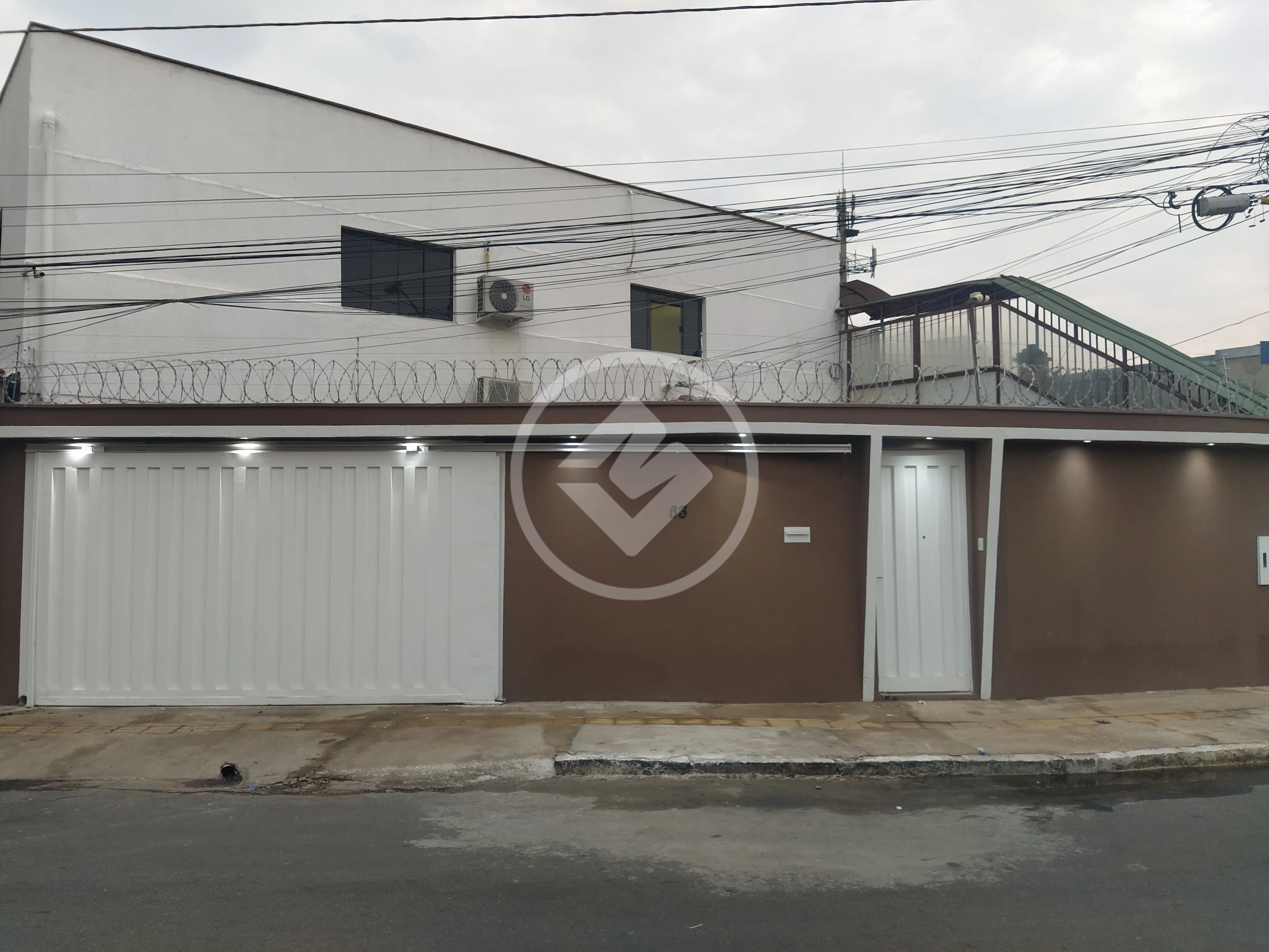 REF: OFFICE 2965 IMÓVEL MULTIFUNCIONAL À VENDA – OPORTUNIDADE ÚNICA!