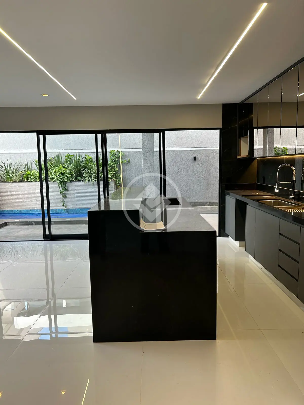 Sobrado Em Condomínio 4 quartos no Parqueville Jacarandá, Aparecida de Goiânia — foto 4 de 6