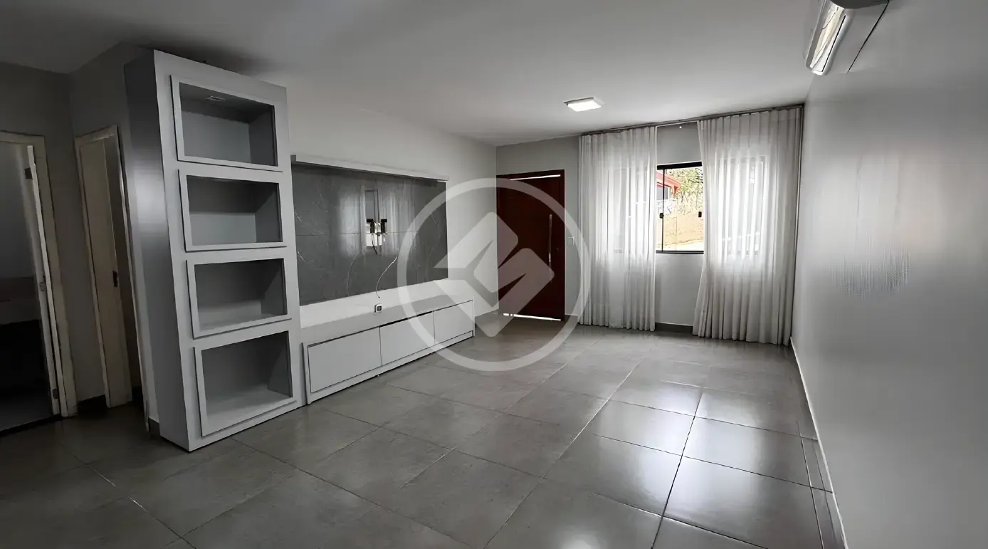 Casa Condomínio 3 quartos no Sítio de Recreio Ipê, Goiânia — foto 4 de 6