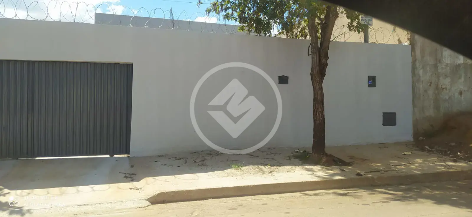 Casa térrea de 3 quartos sendo 1 suíte - Aparecida de Goiânia