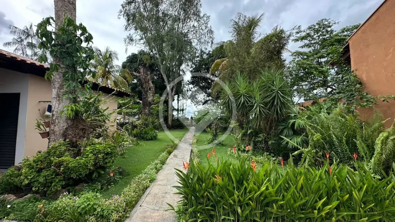 RANCHO NAS MARGENS DO RIO PARAGUAI