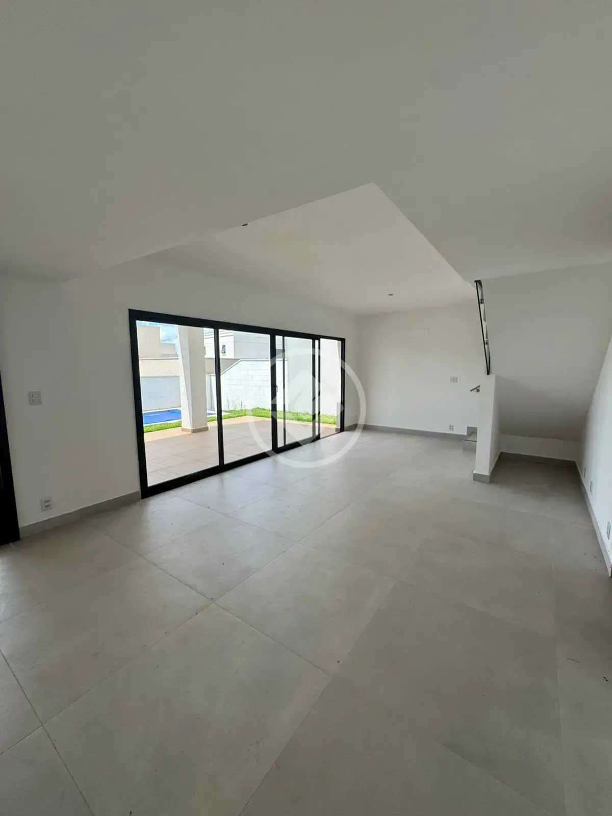 Casa Condomínio 3 quartos no Condomínio Jardins Lyon, Aparecida de Goiânia — foto 4 de 6
