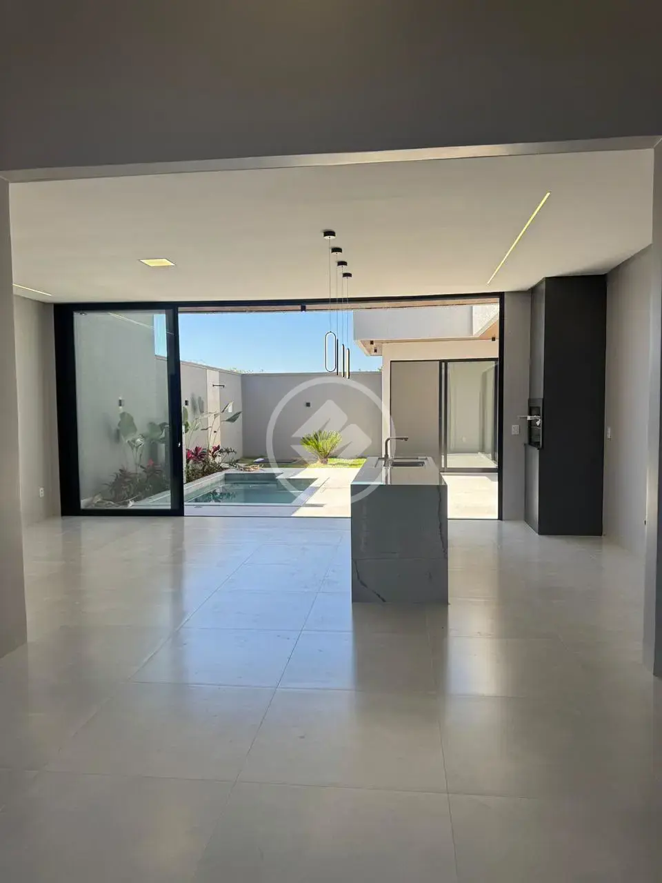 Casa 3 quartos no Setor Tres Marias, Goiânia — foto 3 de 6