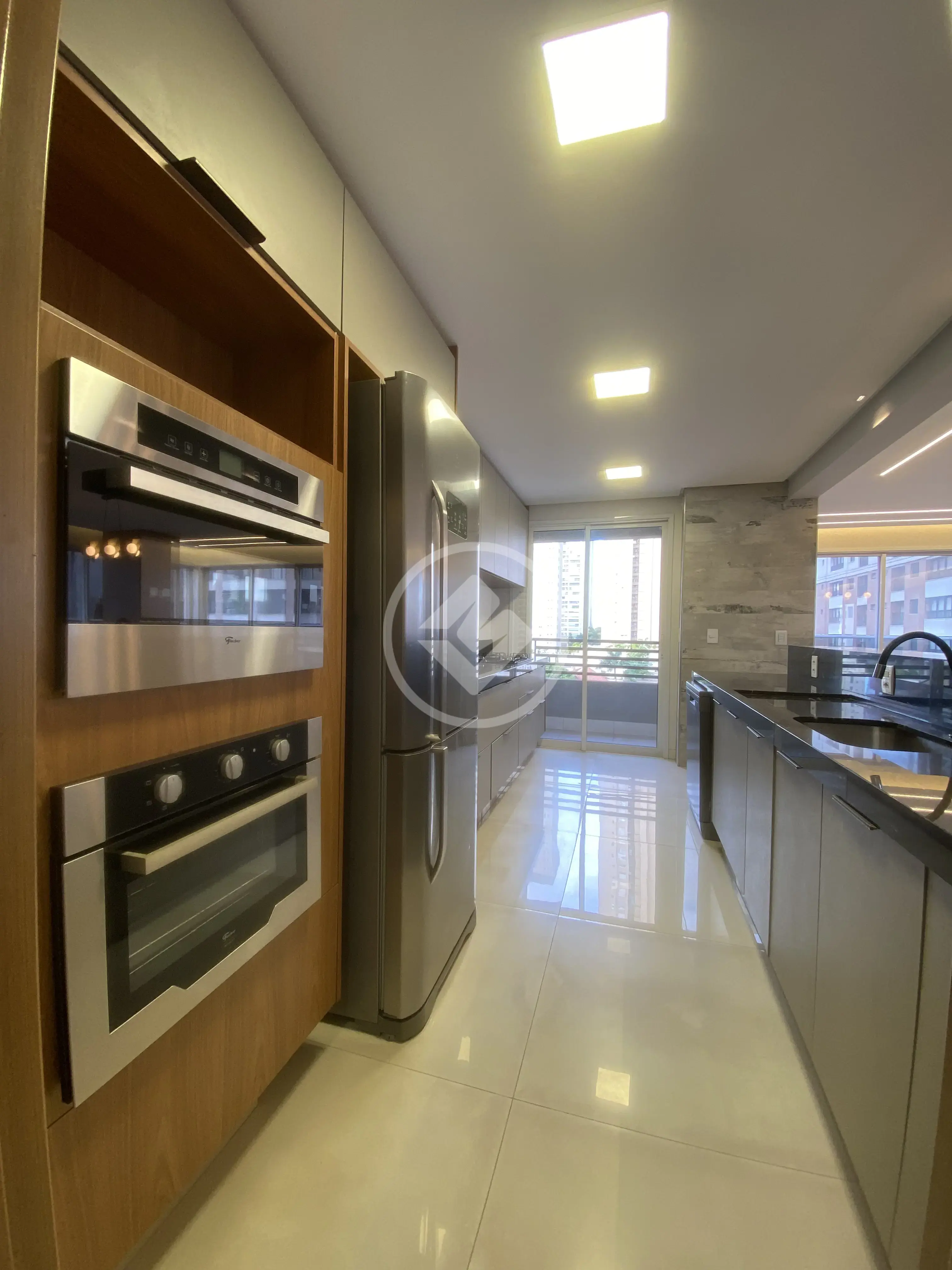 Apartamento Setor Bueno, Goiânia - GO — foto 1