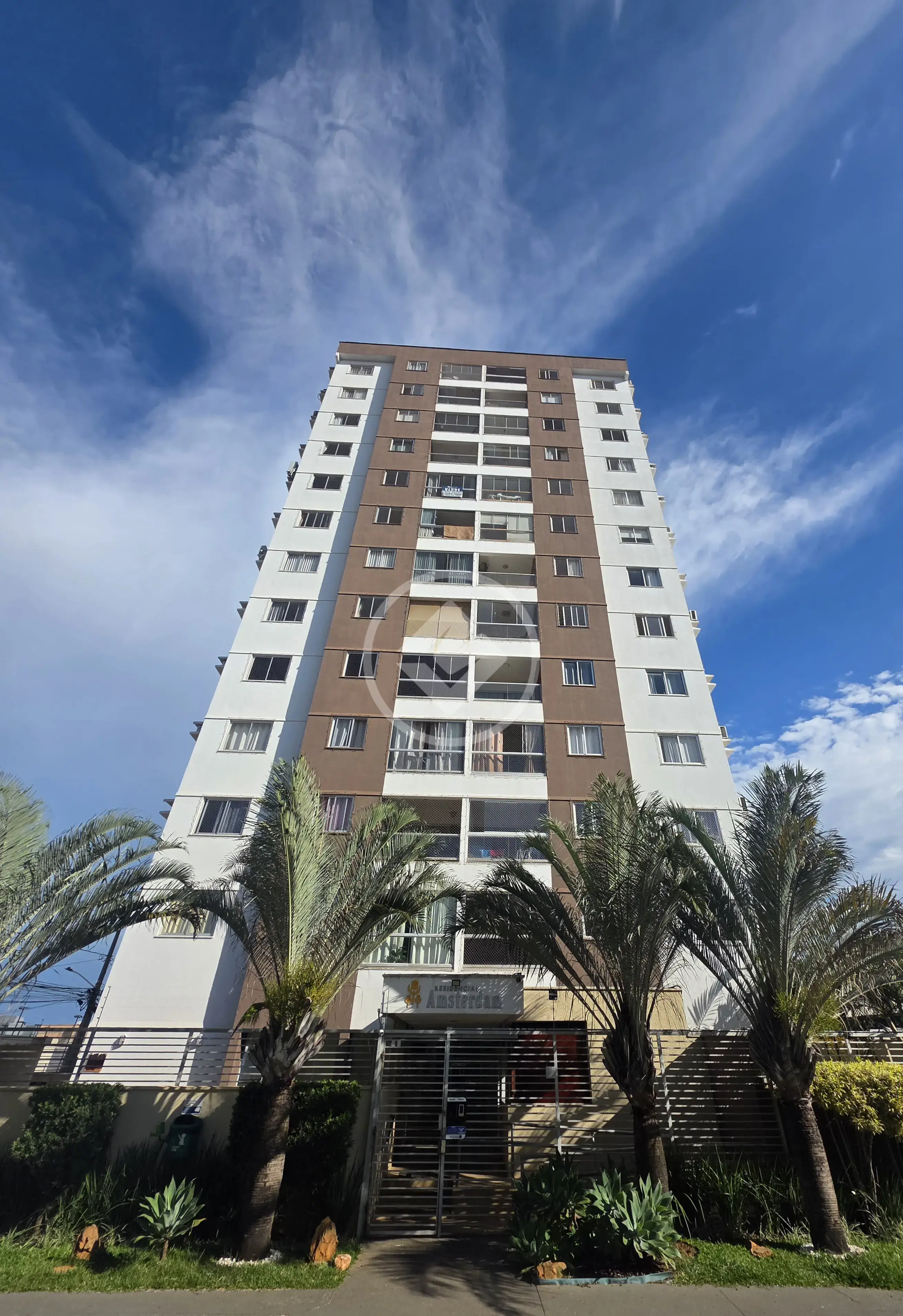 Apartamento 3 Quartos | 80 m² | Planejado | Climatizado | 2 Vagas + Escaninho | 800 m do Buriti Shopping