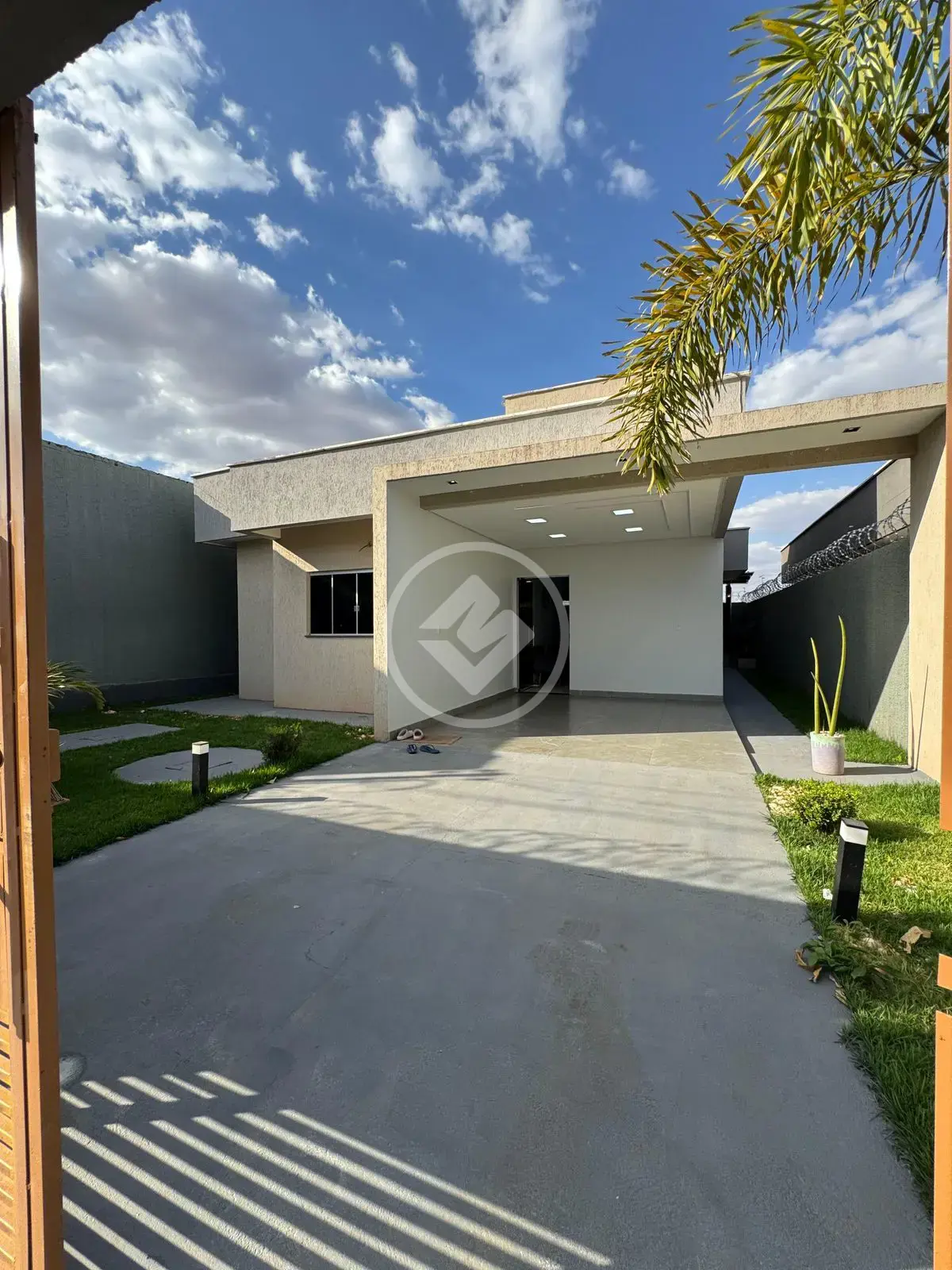Casa Rosa de Leiria, Goianira - GO — foto 1