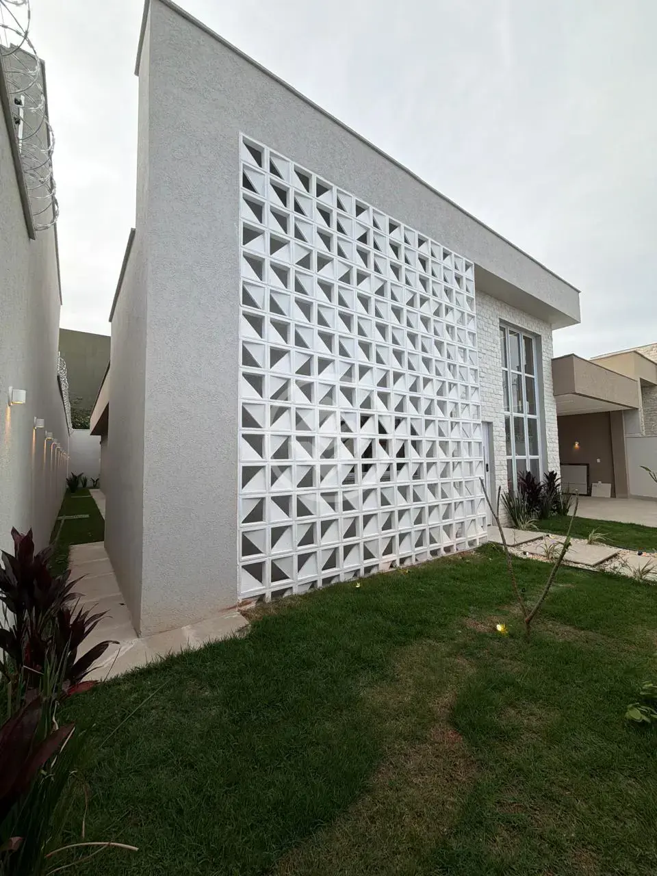 Casa Jardim Atlântico, Goiânia - GO — foto 1