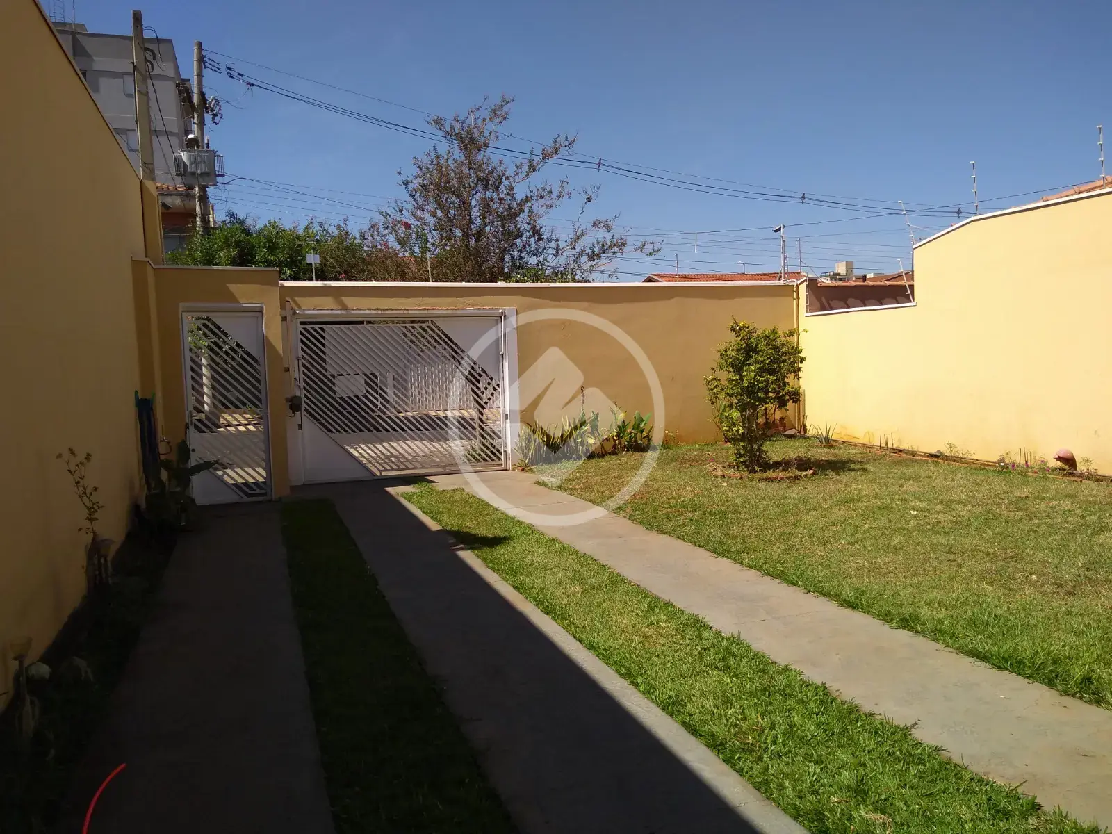 Edícula na Ribeirânia