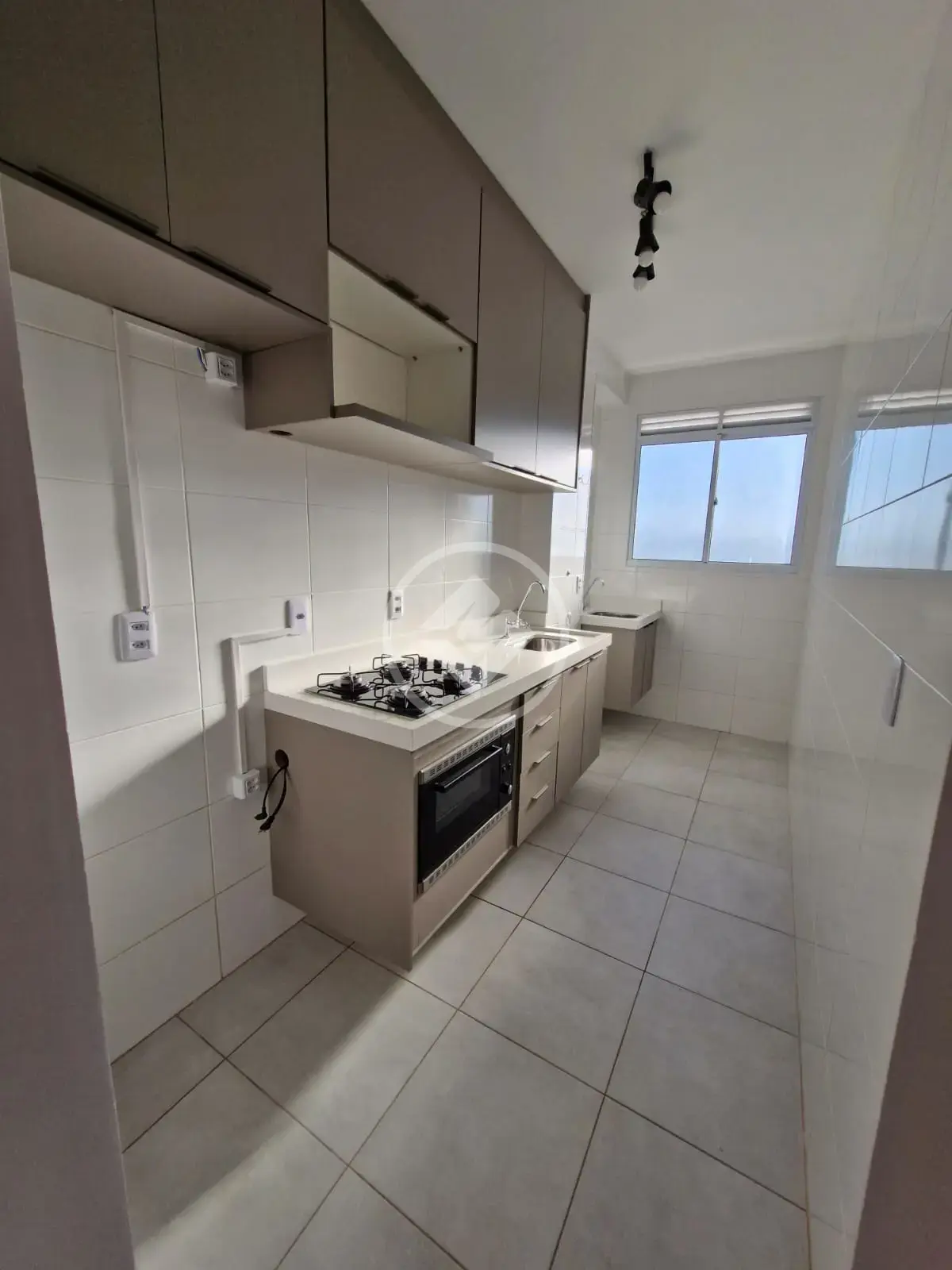 Apartamento ao lado da Av.Caramuru
