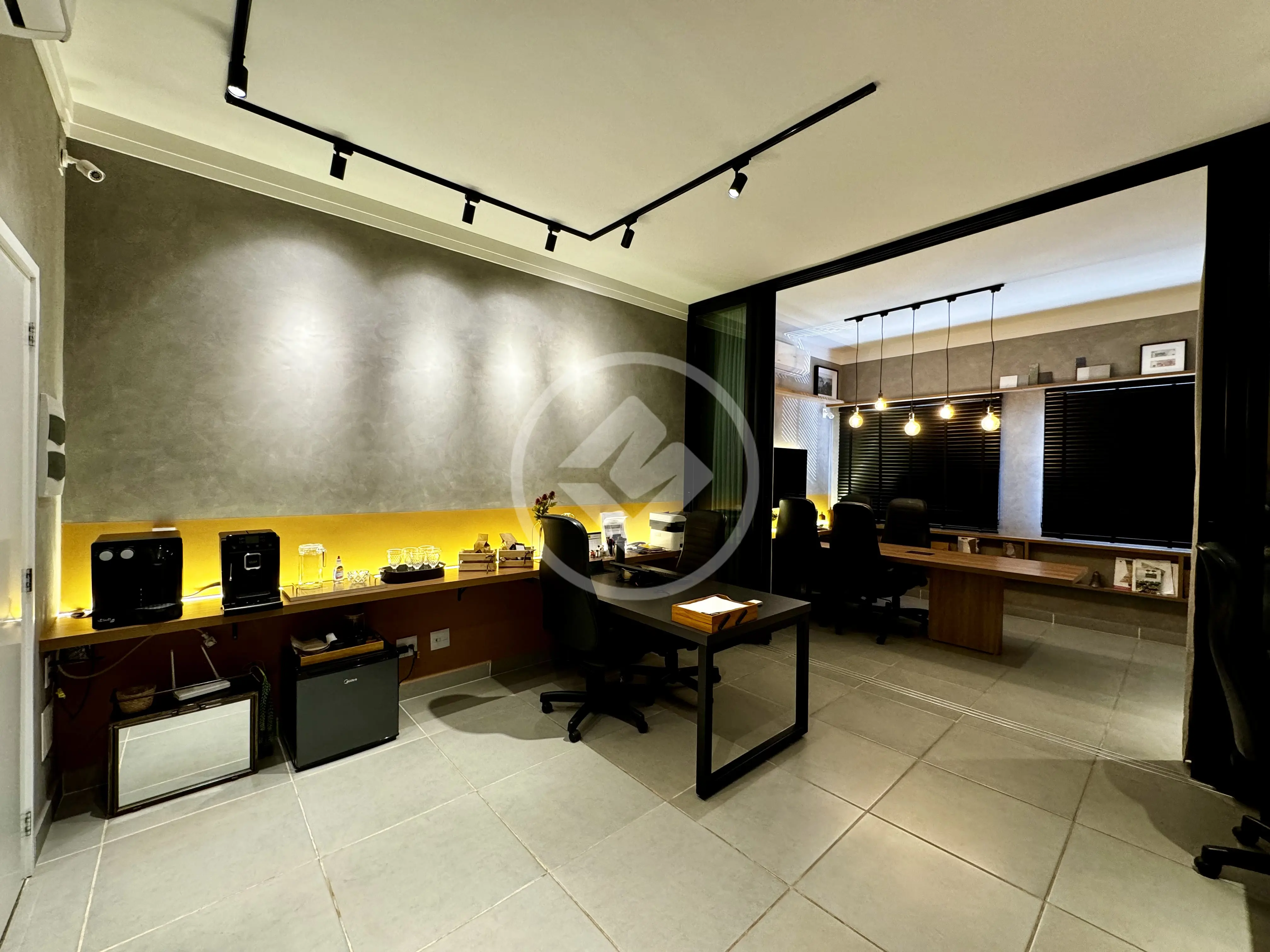 Sala Comercial Av. do Café