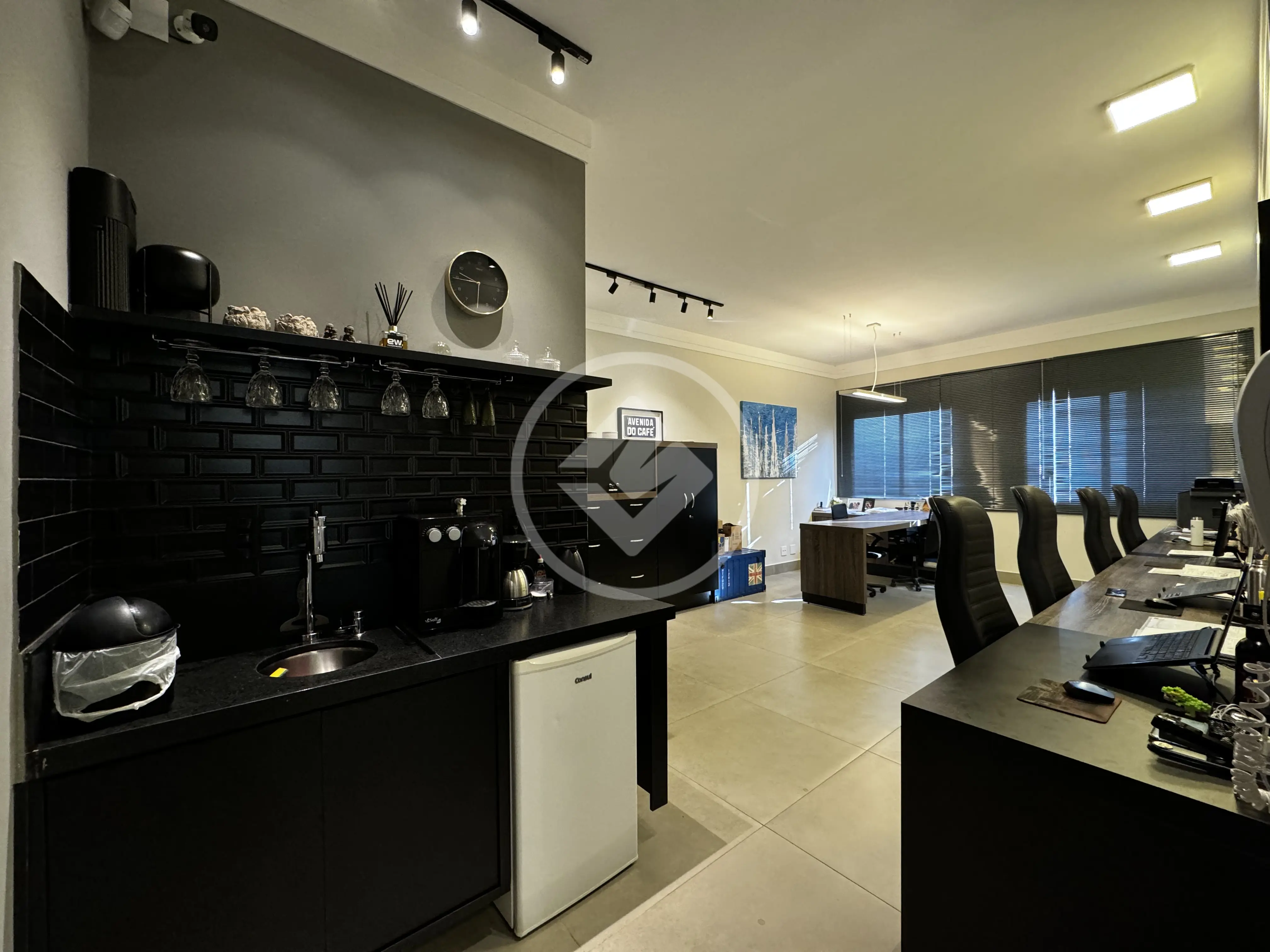 Sala Comercial Av. do Café