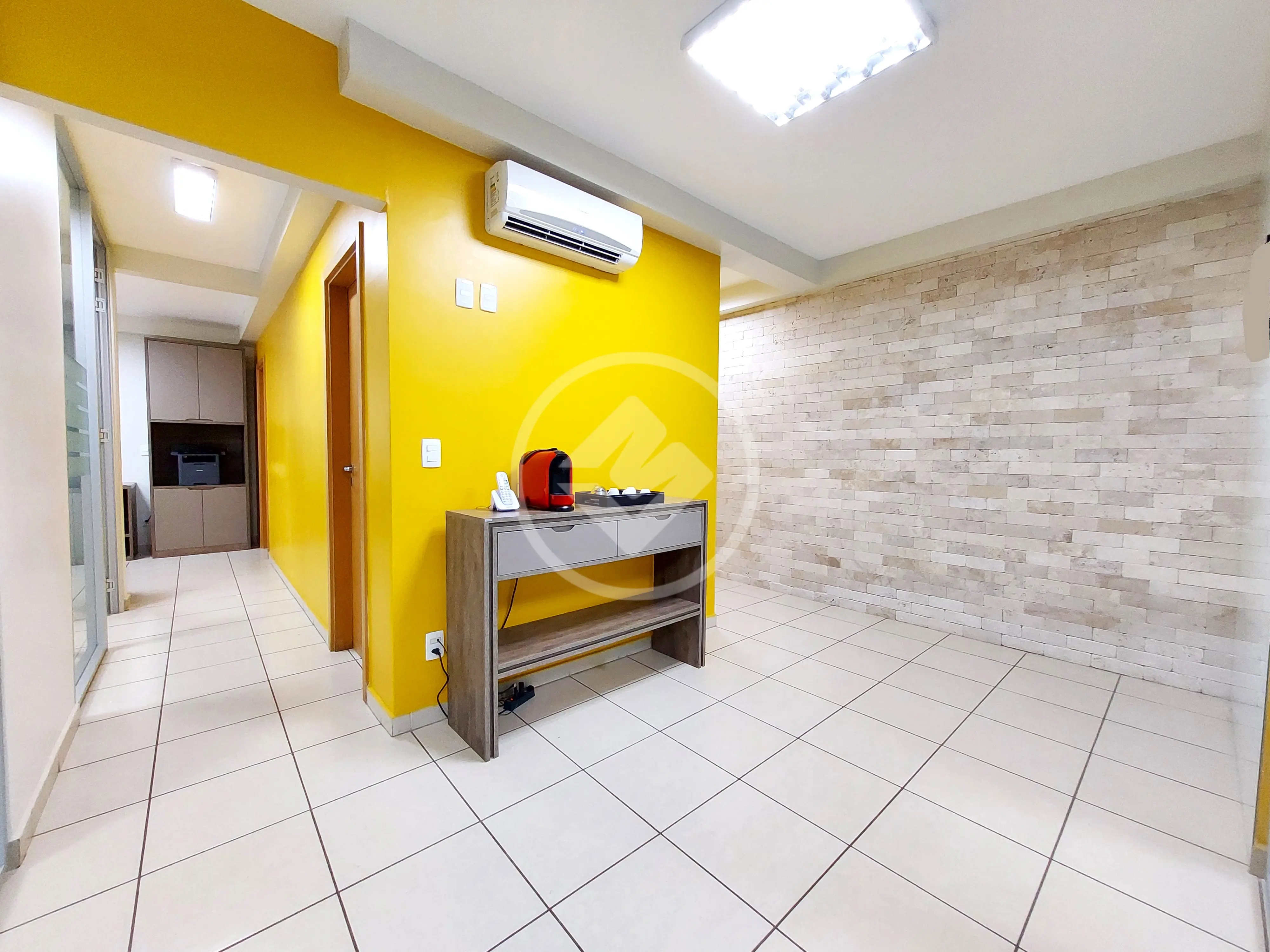 SALA COMERCIAL COM 85 M² LOCALIZADO NA AV. JOÃO FIUSA EM RIBEIRÃO PRETO.