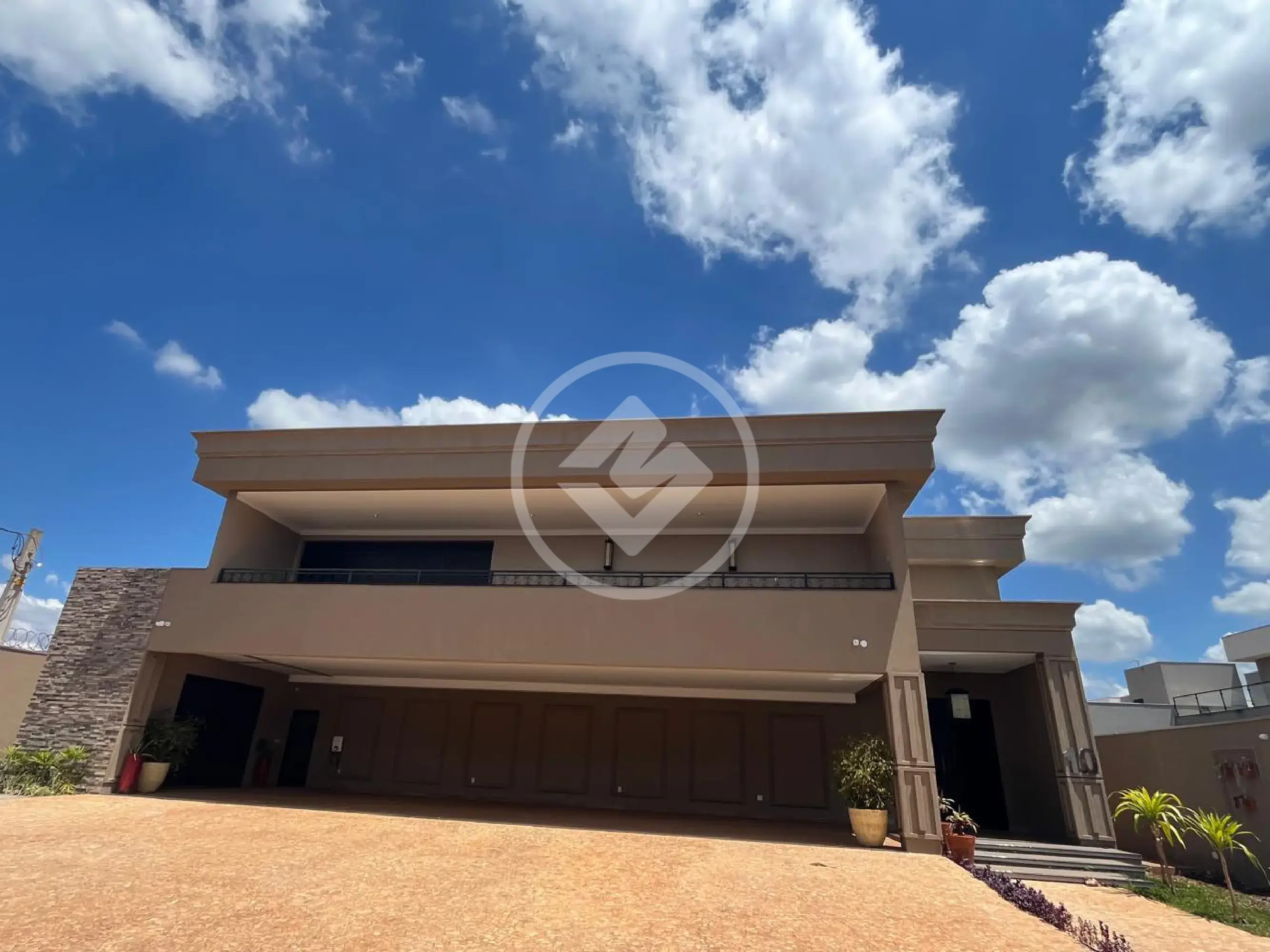 VENDE-SE LUXUOSO E EXCLUSIVO SOBRADO NO CONDOMINIO VILA NOVA JERUSALEM RIB. PRETO SP.