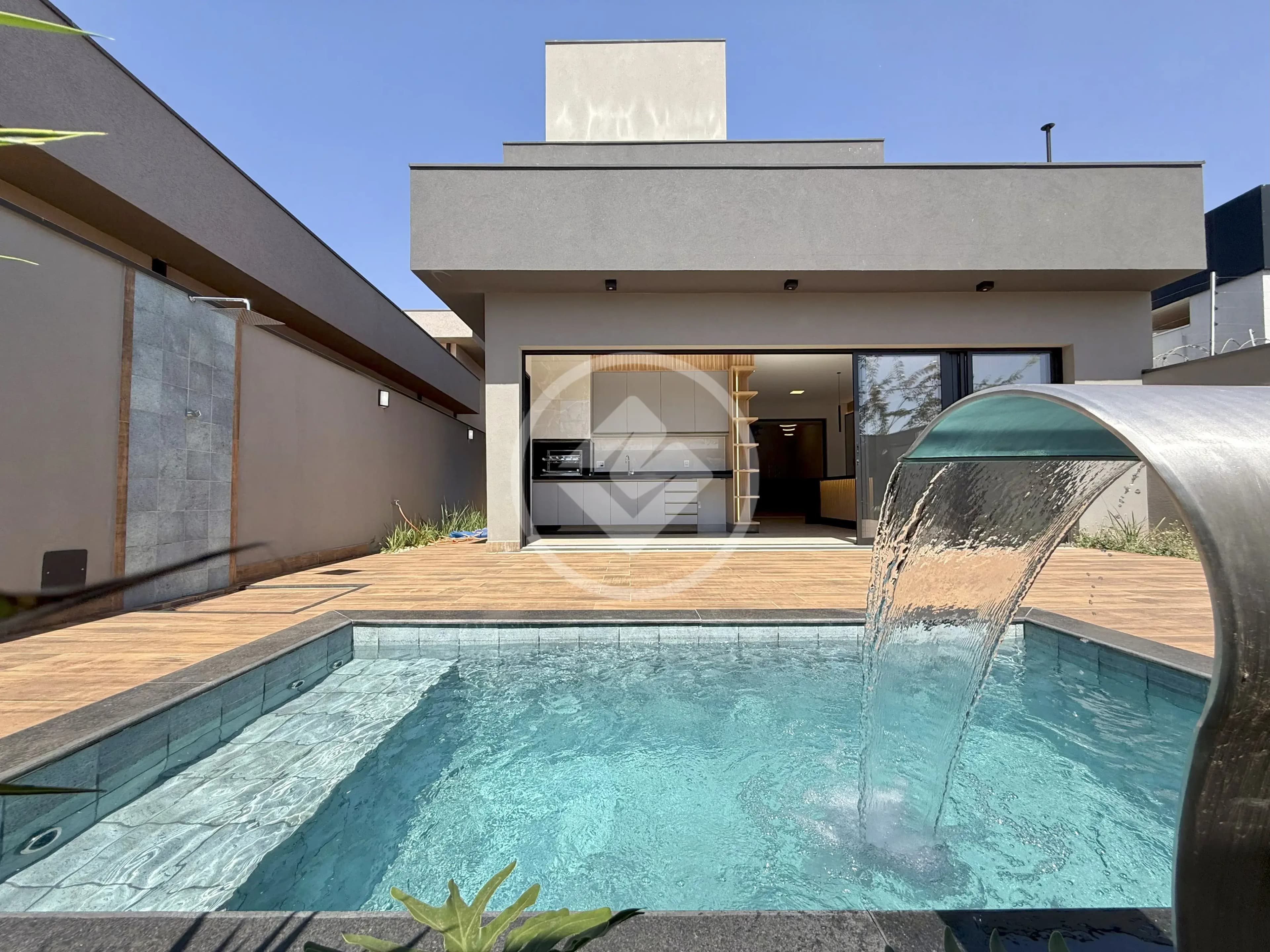 CASA CONDOMÍNIO VILA ROMANA II