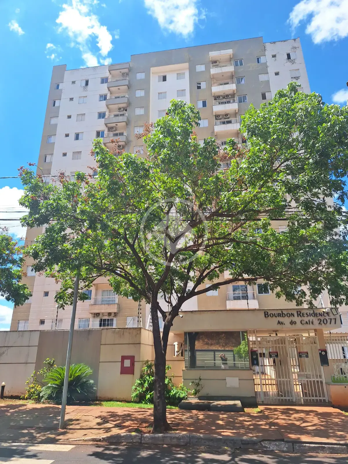 APARTAMENTO AV DO CAFÉ