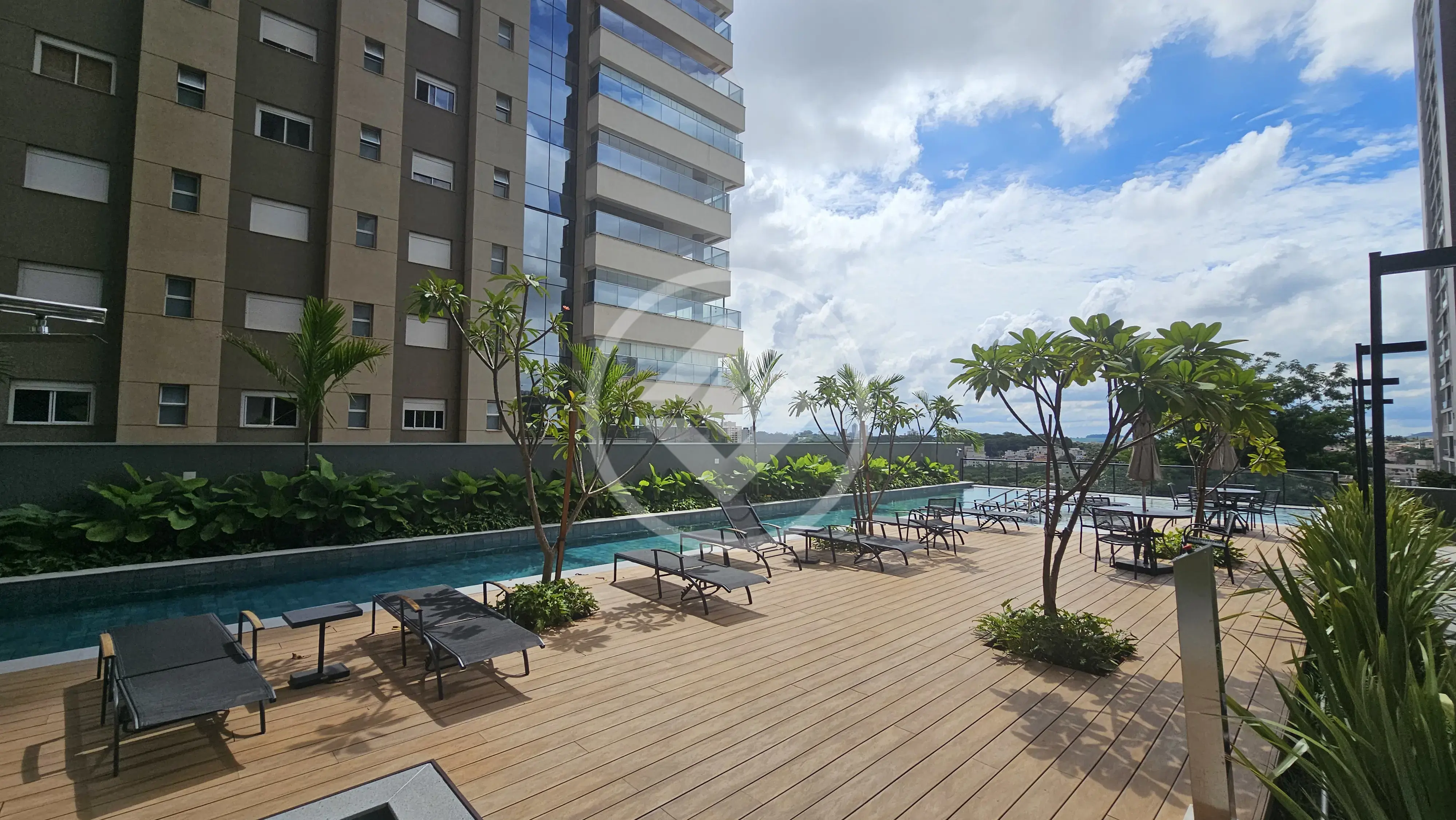 Hype Residence: Viva o Luxo com Pé-Direito Duplo no Jardim Botânico, 179m²