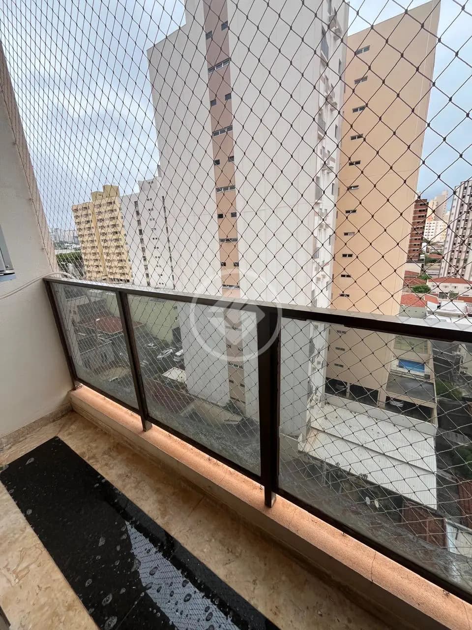 Apartamento 133m² • 3 Dorms (1 Suíte) • Rico em Armários • 1 Vaga • Portaria 24h