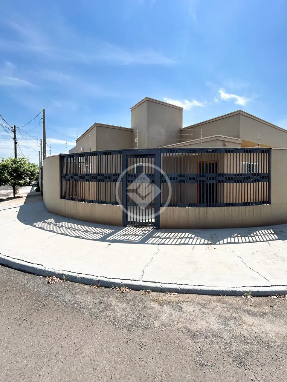 Casa de esquina em Mirassol