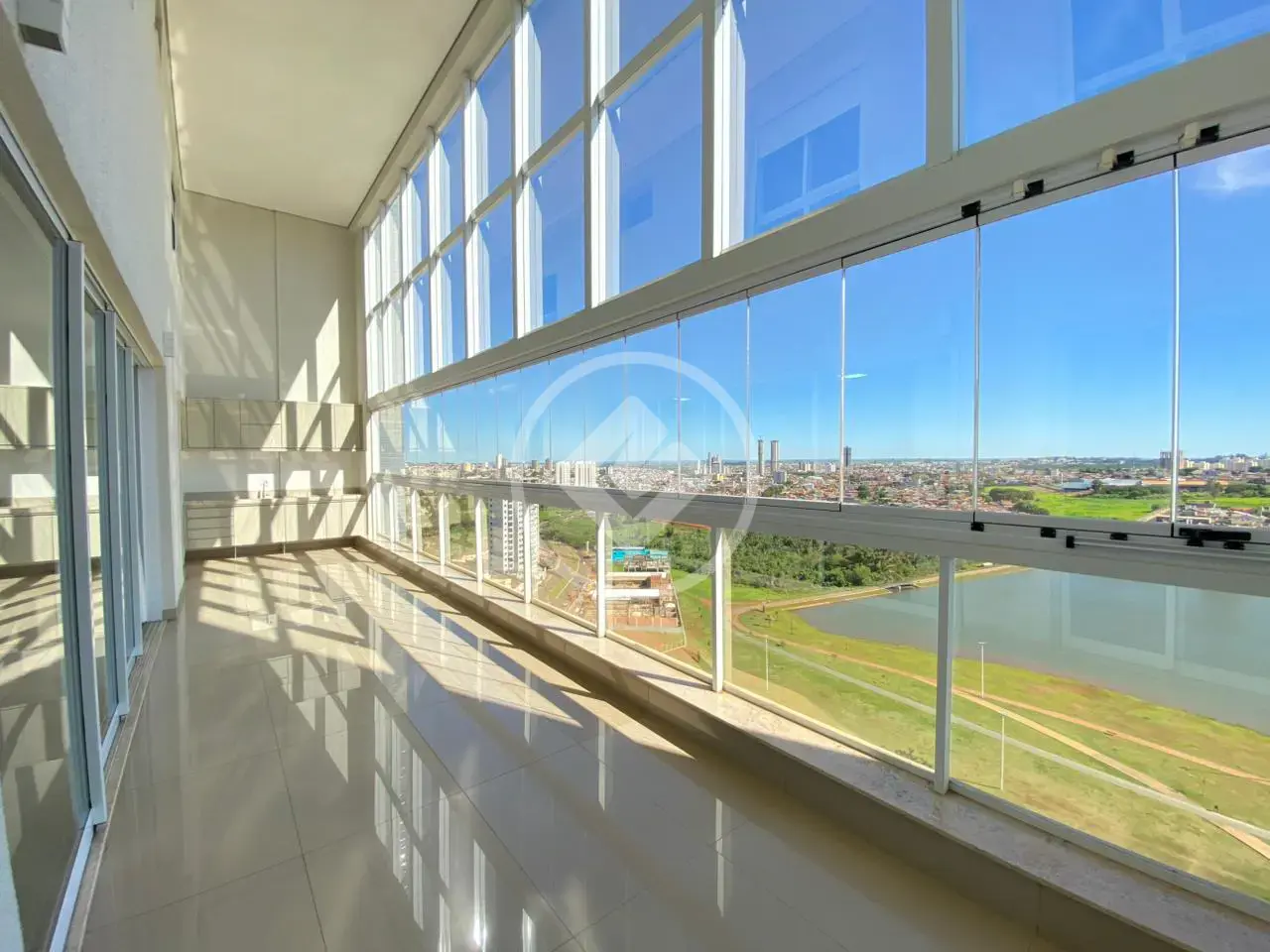Apartamento Duplex 3 quartos no Residencial Interlagos, Rio Verde — foto 4 de 6