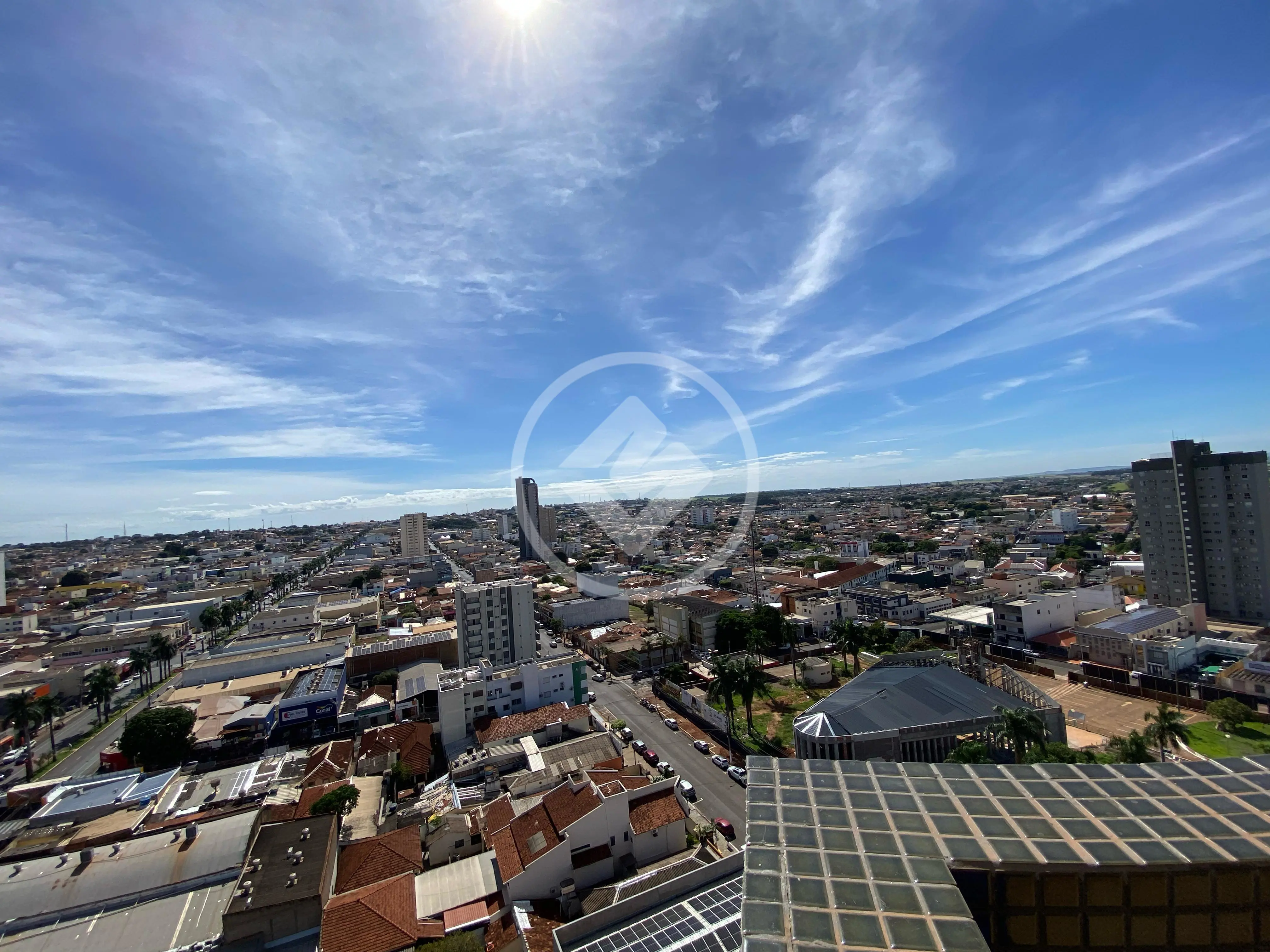 Sobrado Em Condomínio 4 quartos no Setor Central, Rio Verde — foto 2 de 6