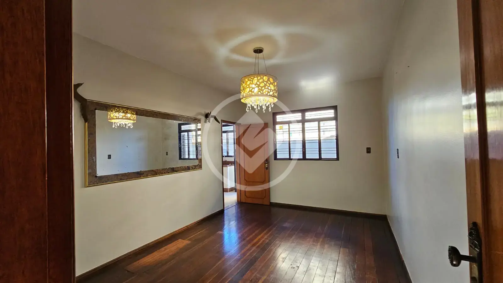 Casa Comercial 3 quartos no Setor Central, Rio Verde — foto 5 de 6